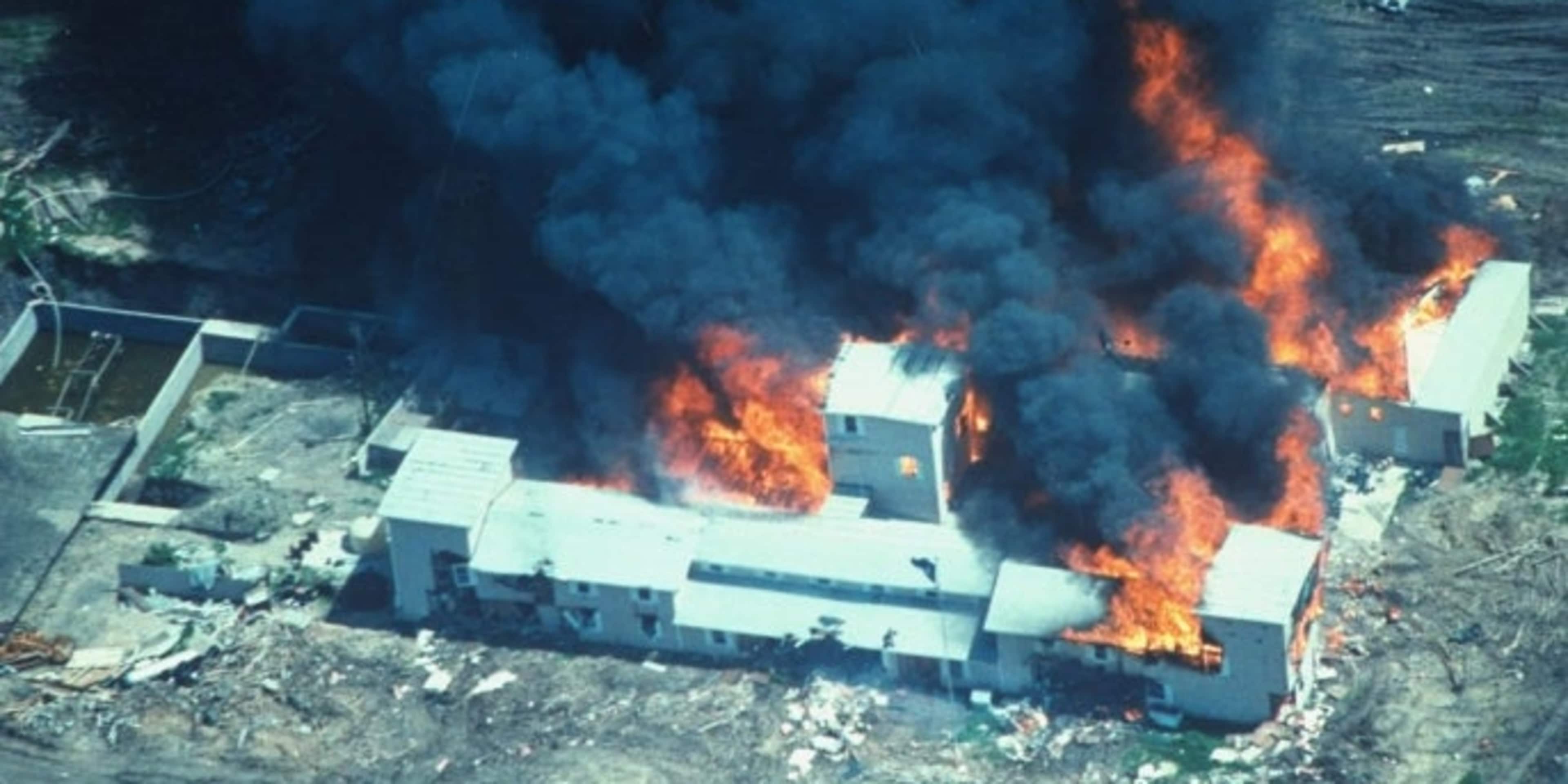 3840x1920 The Waco Siege: 6 Little Known Facts
