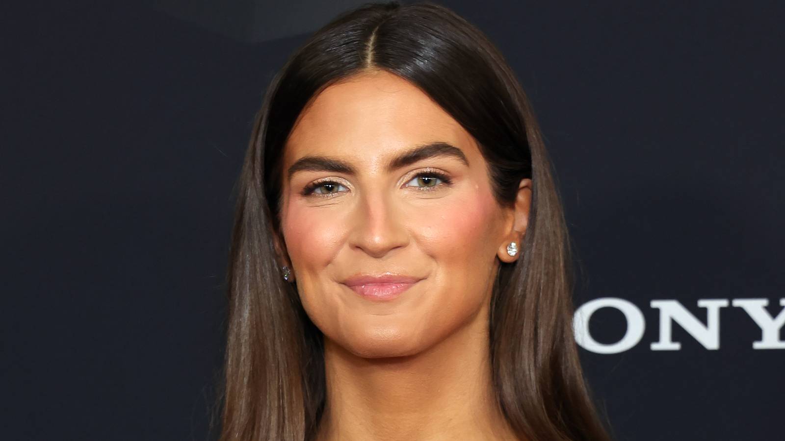 1600x900 Kaitlan Collins Responds to Trump's Insult: Presidential Press Conference Exchange