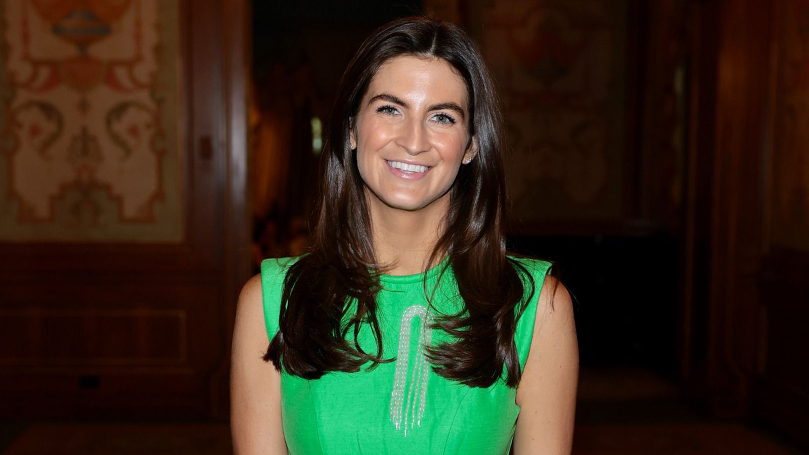 1600x900 The List's Photo Editor Gave Kaitlan Collins A Fox News Glam Look