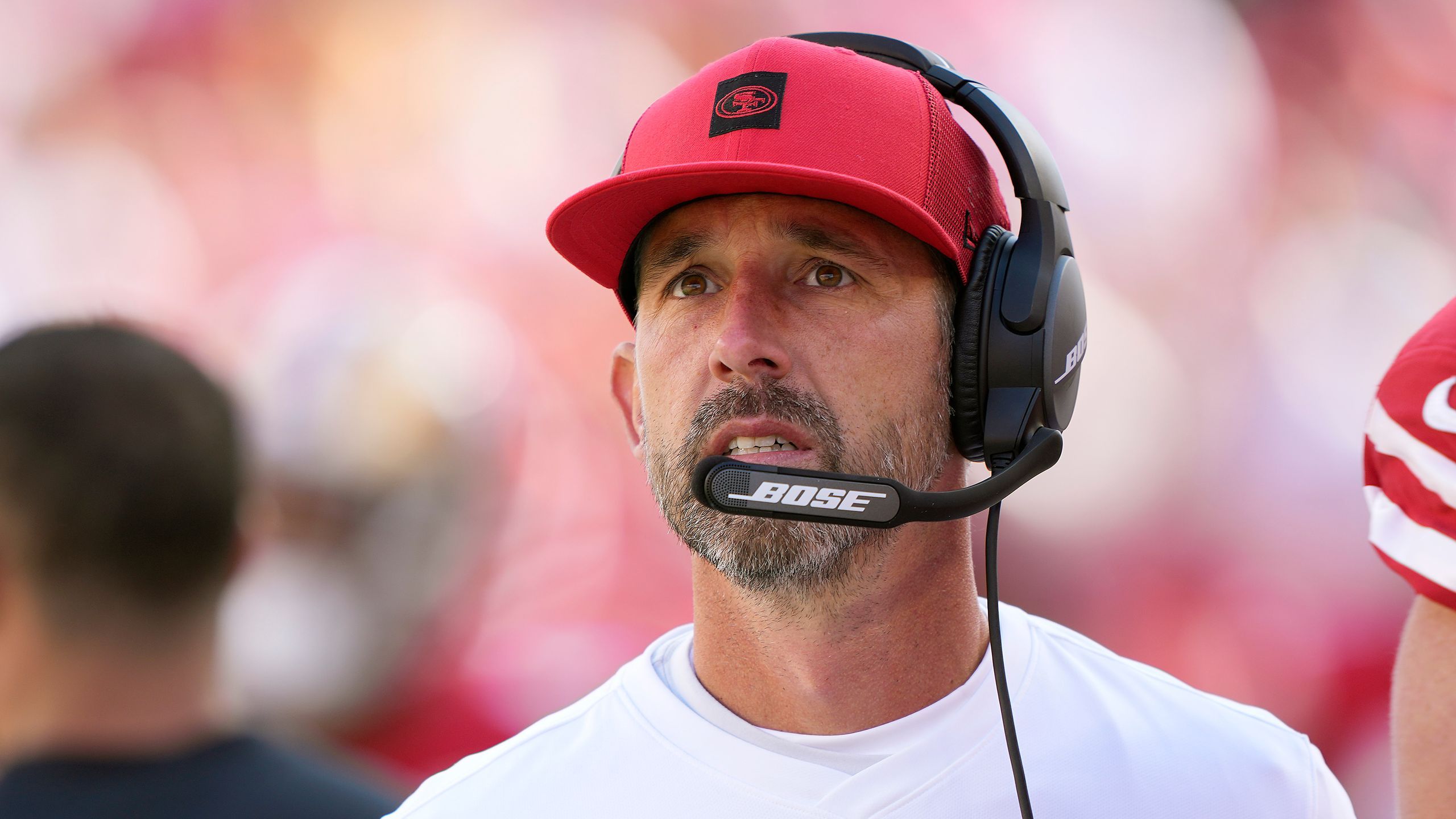 2560x1440 Let 49ers Coach Kyle Shanahan Wear His Flat Brimmed Trucker Hat