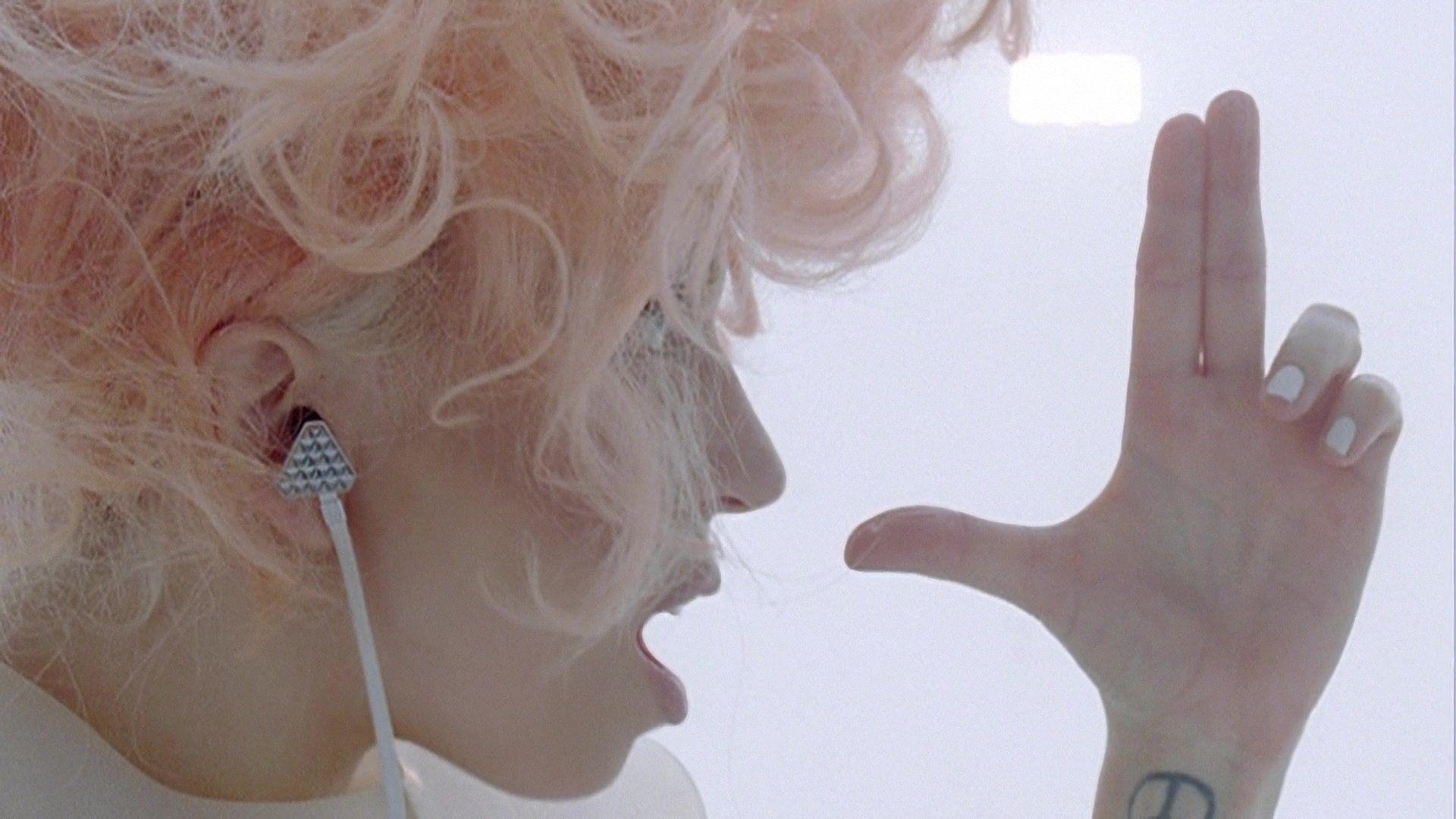 1920x1080 Lady Gaga Romance (Master Upscale 1080p)
