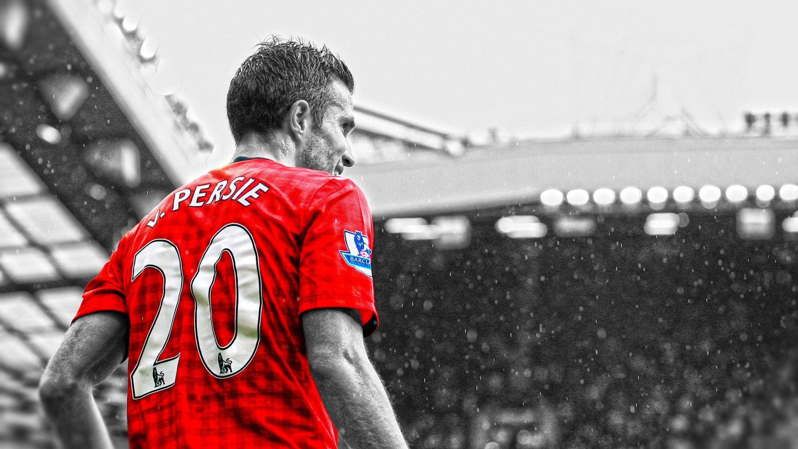 2560x1440 Free download The best football club of england Manchester United wallpaper and [2560x1440] for your Desktop, Mobile & Tablet. Explore Best Soccer Wallpaper 2014. Cool Soccer Wallpaper, Wallpaper of