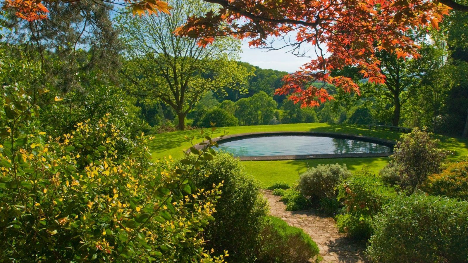 1600x900 Free download Photo of Kiftsgate Garden Gloucestershire Cotswolds [1920x1200] for your Desktop, Mobile & Tablet. Explore Peaceful Zen Gardens Wallpaper. Peaceful Zen Gardens Wallpaper, Peaceful Zen Wallpaper, Wallpaper Gardens