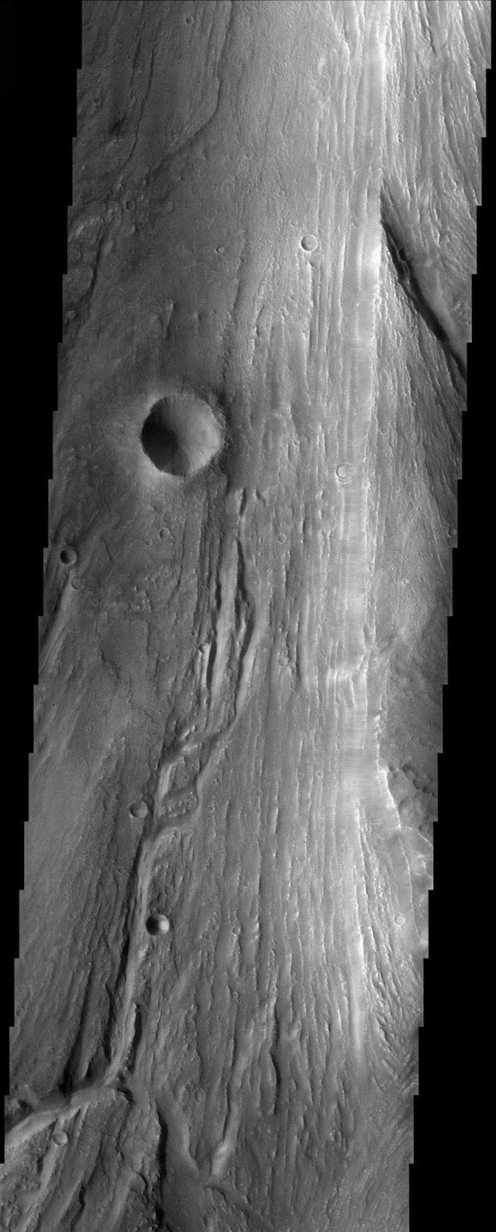 990x2457 Space Image. THEMIS Image as Art