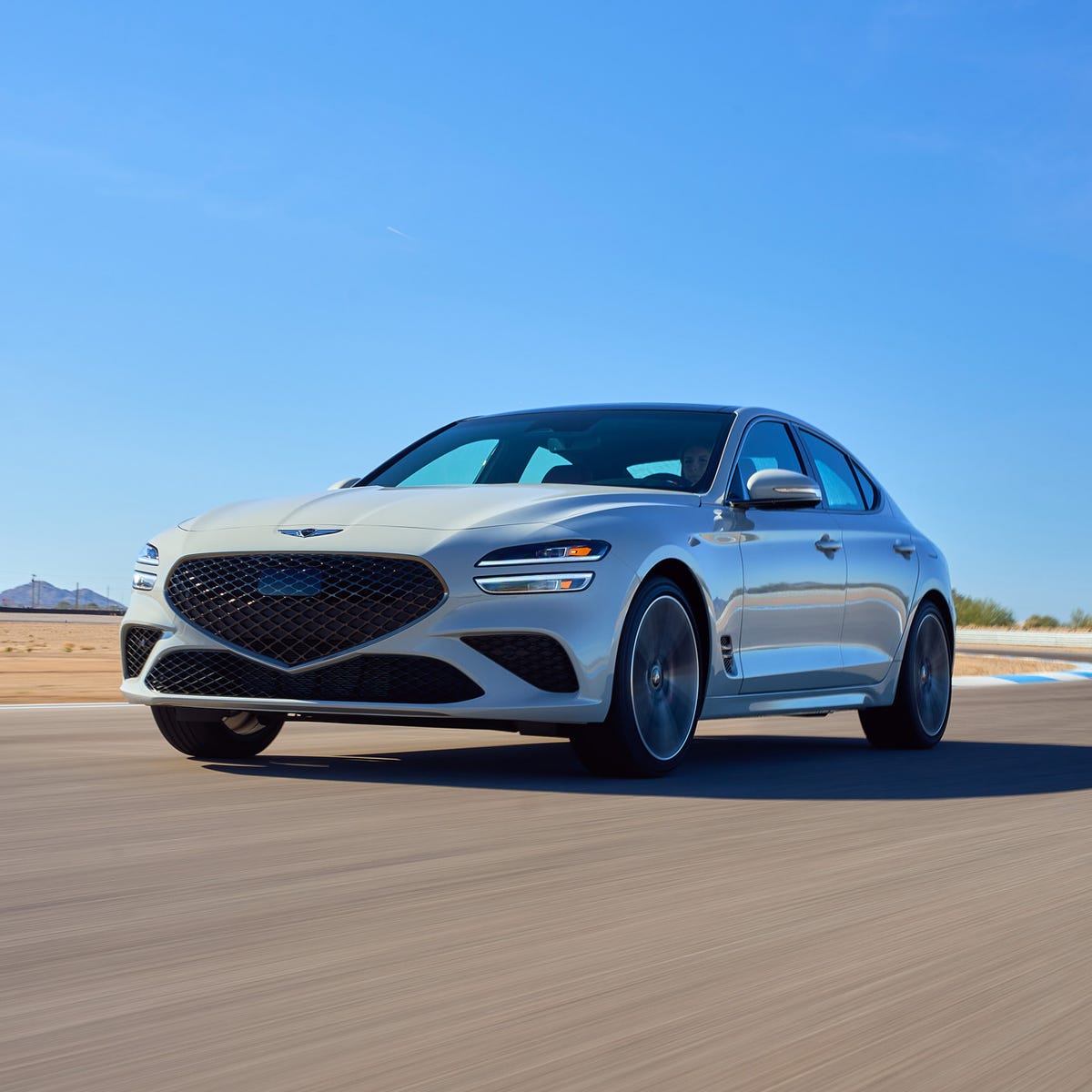 1200x1200 View Photo of the 2024 Genesis G70