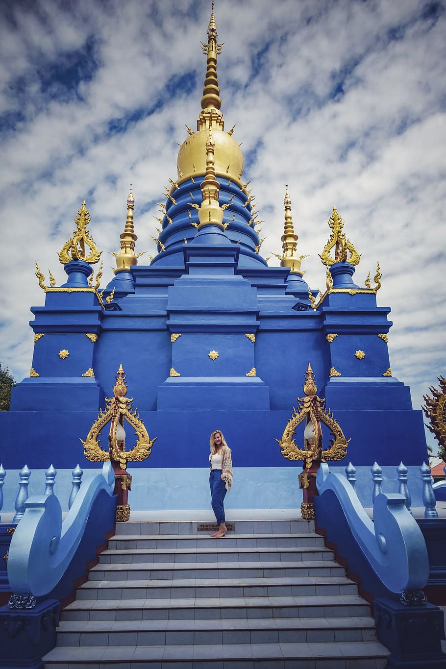 910x1365 Chiang rai 1080P, 2K, 4K, 5K HD wallpaper free download