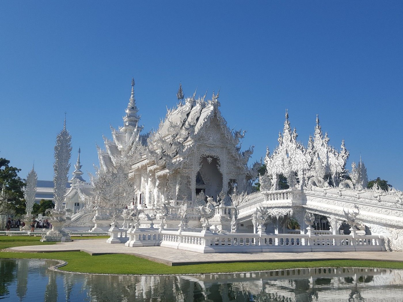 1400x1050 The White Temple, Chiang Rai, Thailand. Darlene Foster's Blog