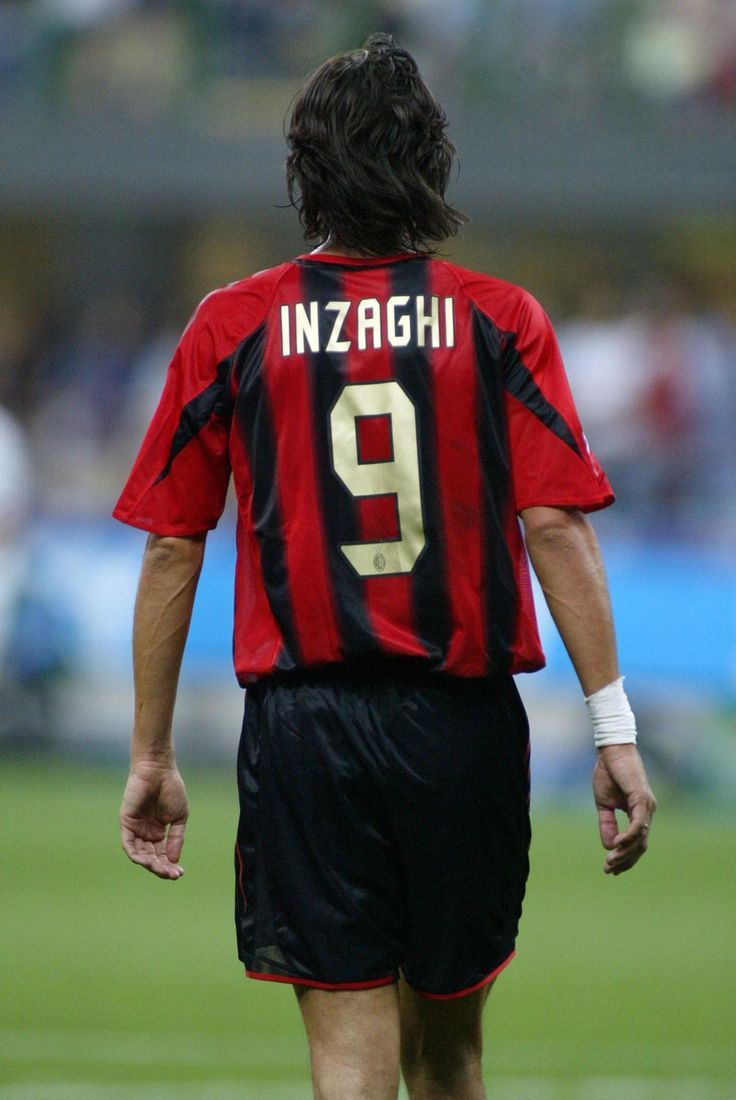 736x1100 Inzaghi N°9
