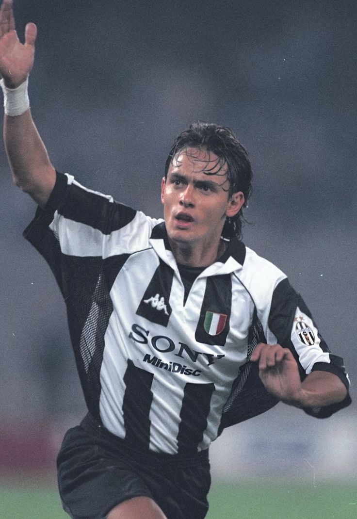736x1070 Filippo Inzaghi // 1997