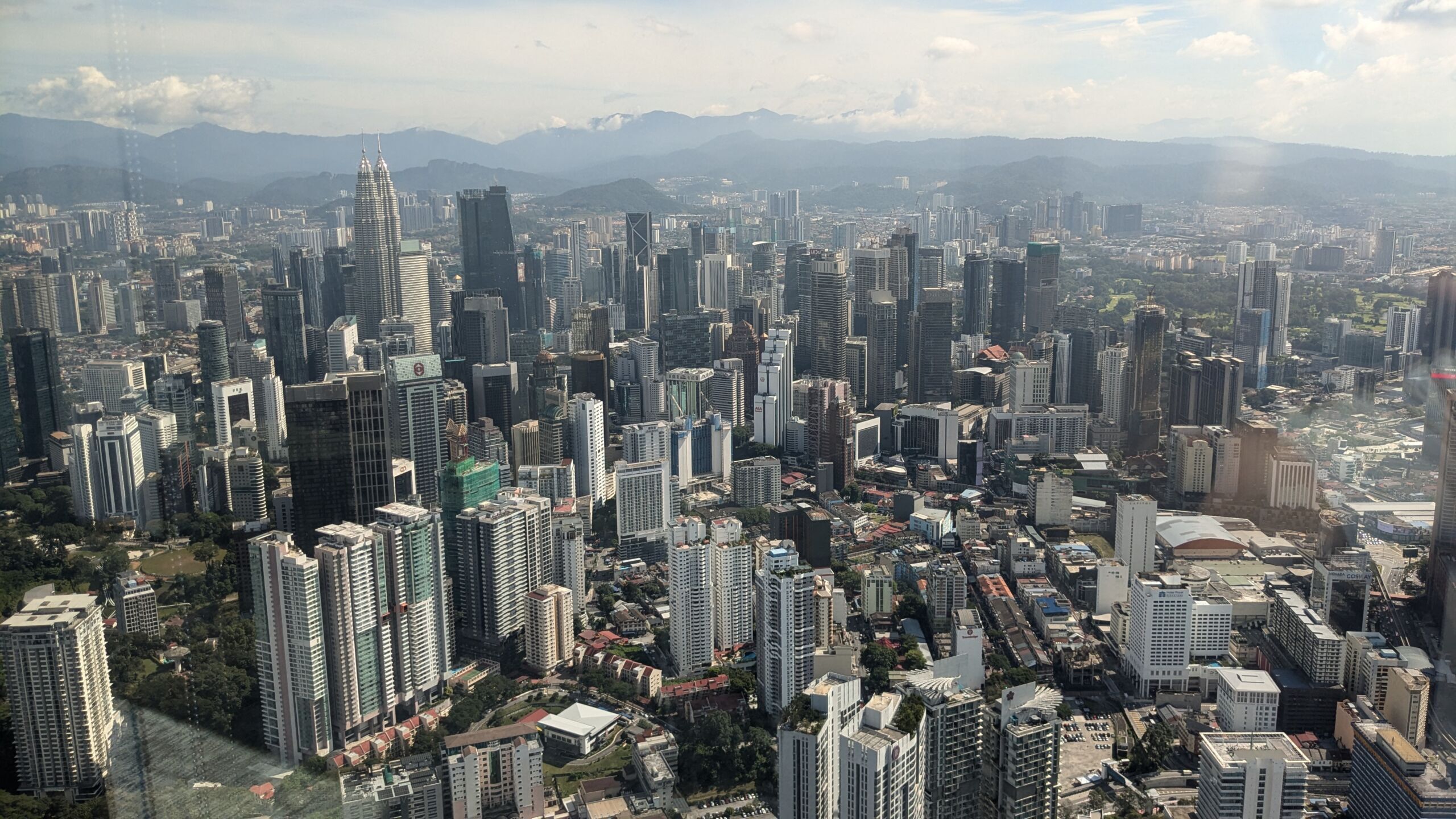 2560x1440 What It's Like Inside Merdeka World's 2nd Tallest Building