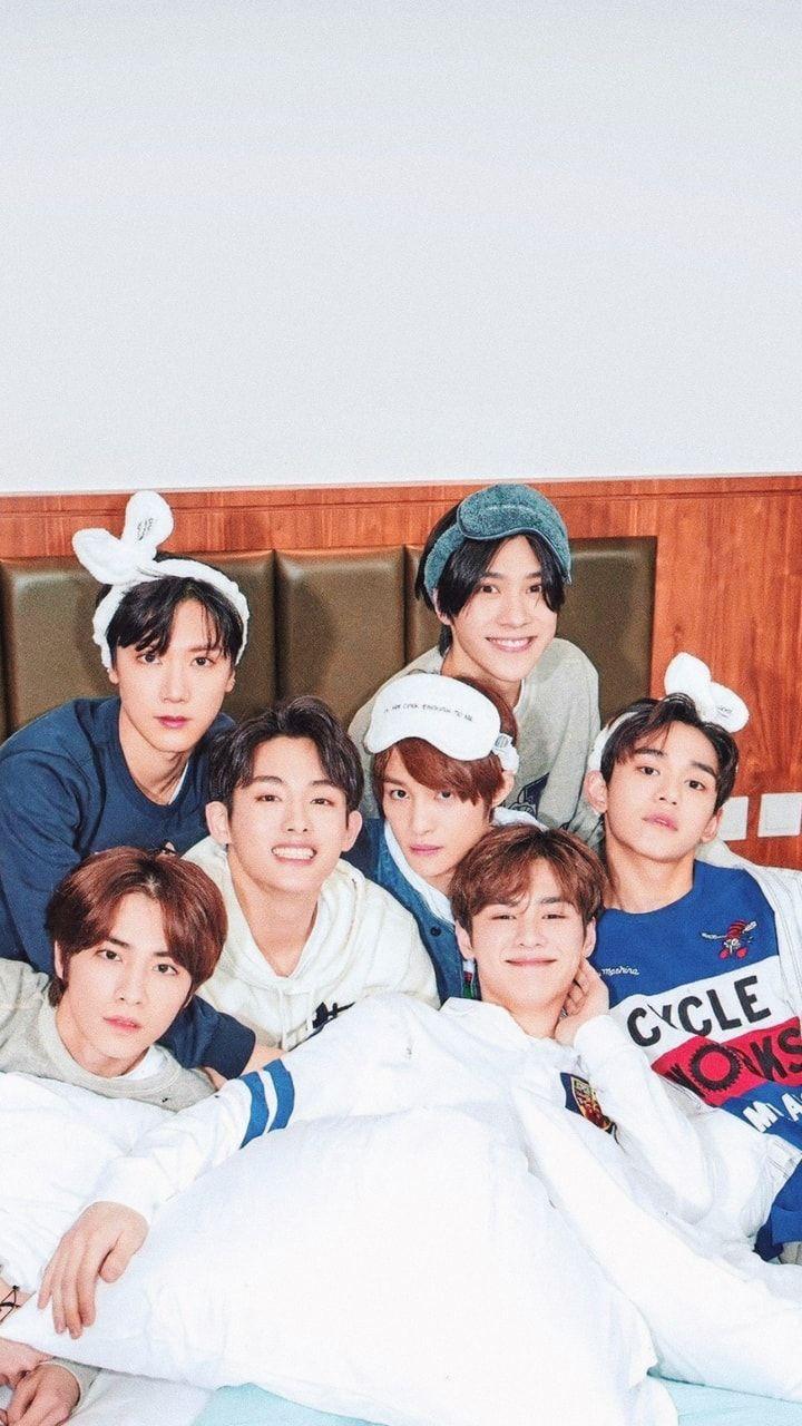 720x1280 WayV is just perfect shared by кαєуσ