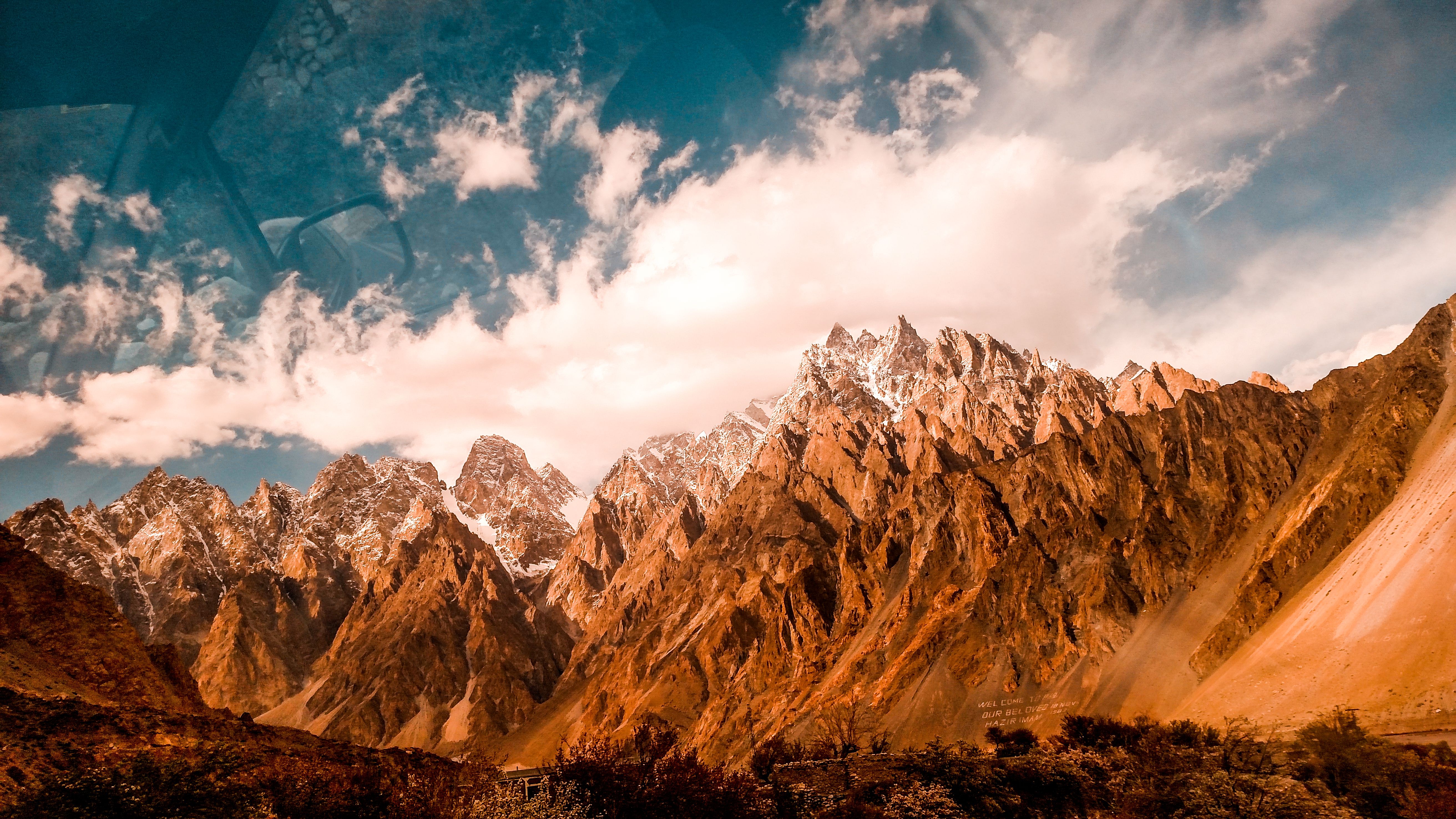5248x2952 Passu Cones, Gilgit