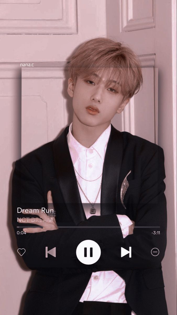 676x1200 jisung