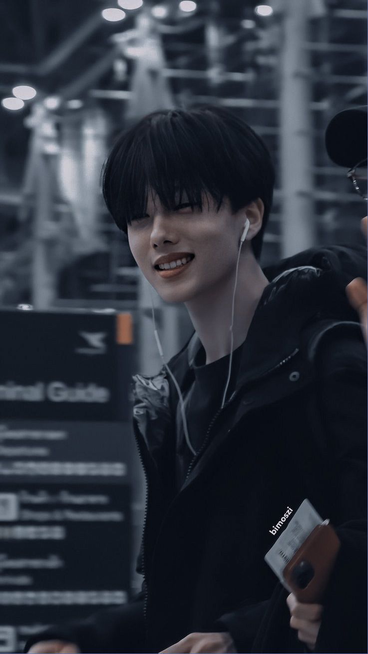 737x1309 wallpaper Jisung and Jeno