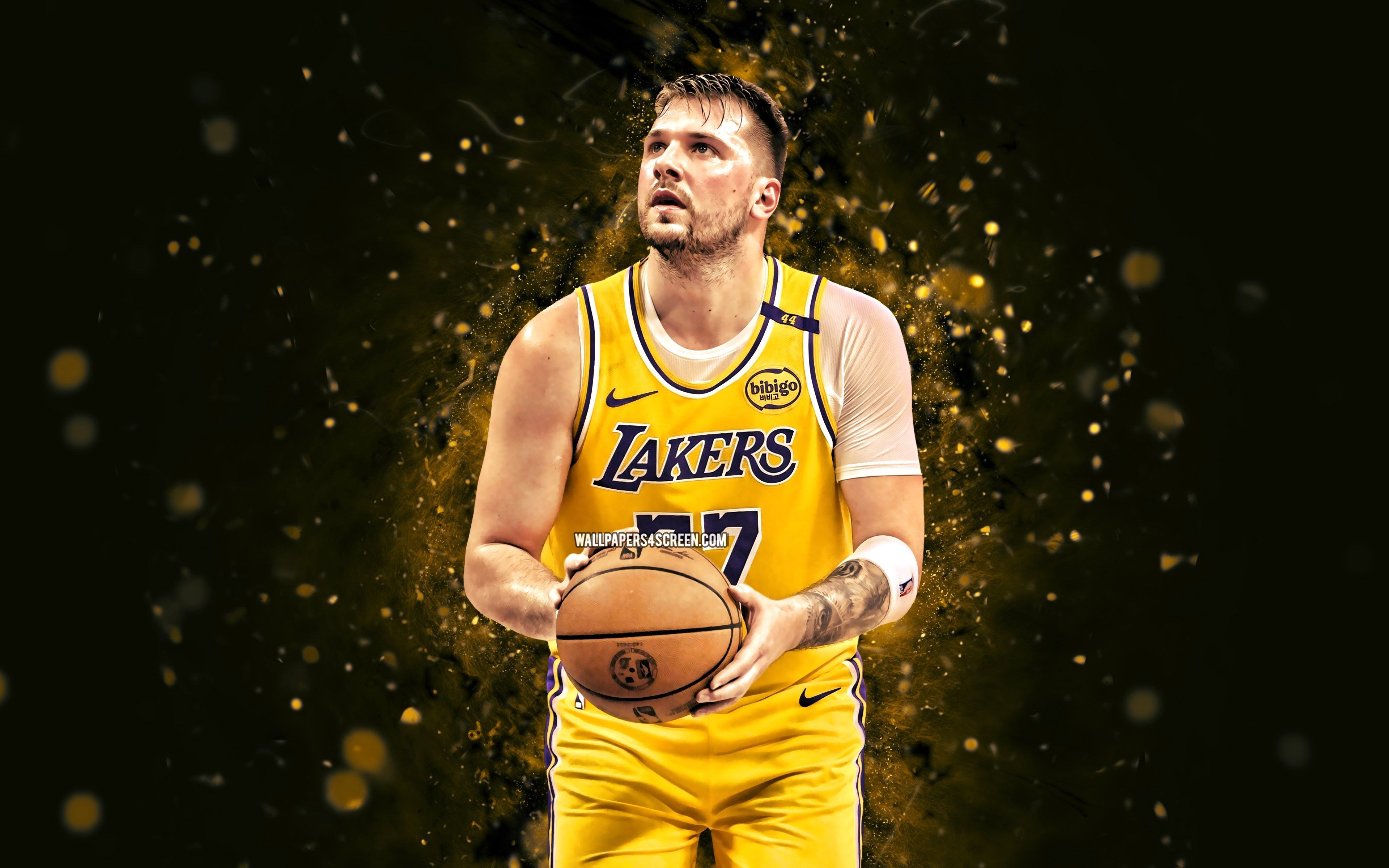 3840x2400 Luka Doncic Lakers Wallpaper