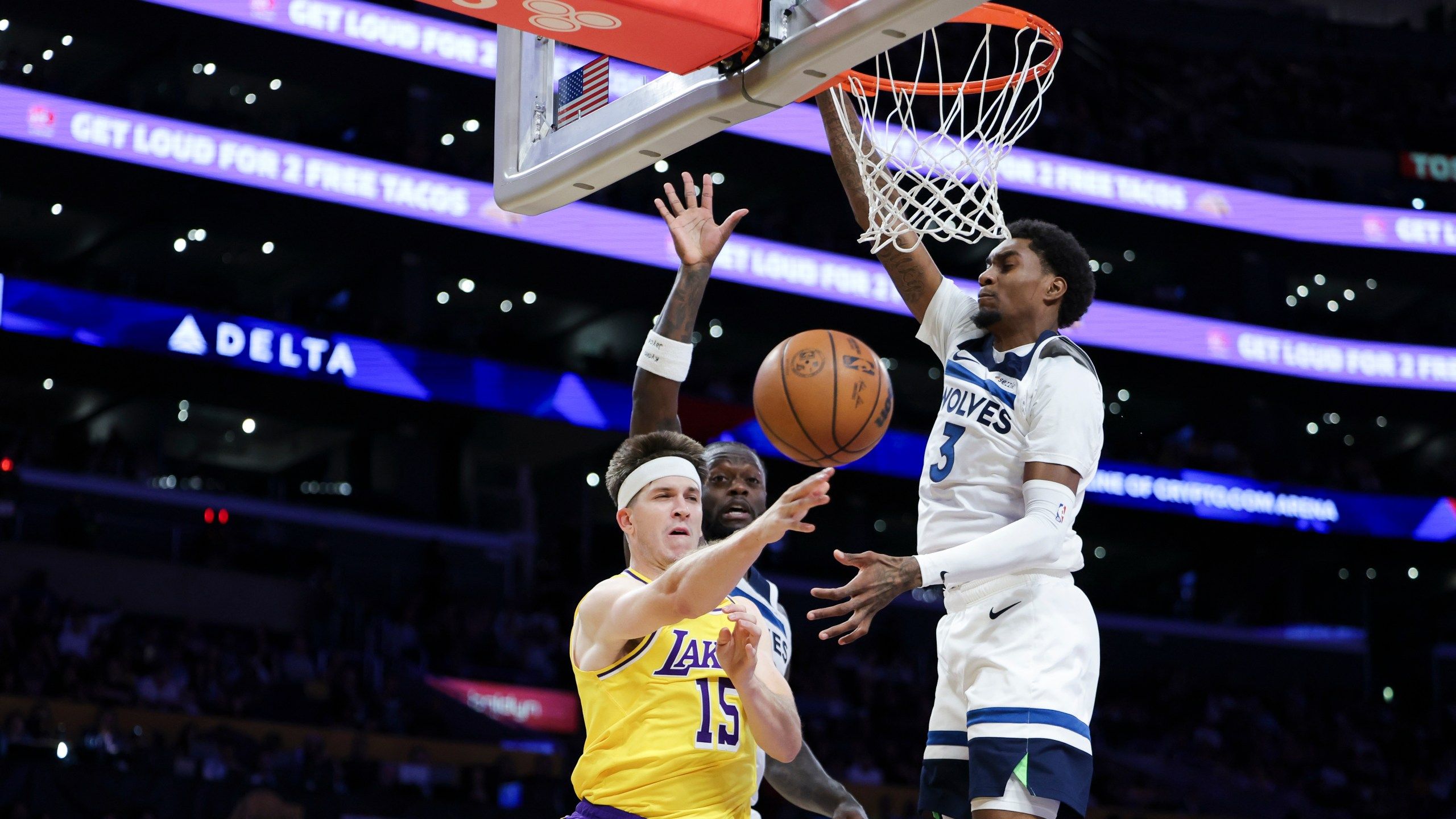 2560x1440 Luka Doncic Scores 49 To Extend His Sizzling Season Start In Lakers' 128 110 Win Over Timberwolves
