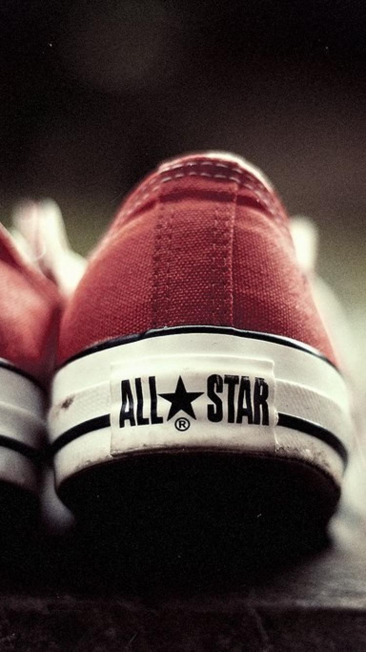 750x1334 Converse Wallpaper
