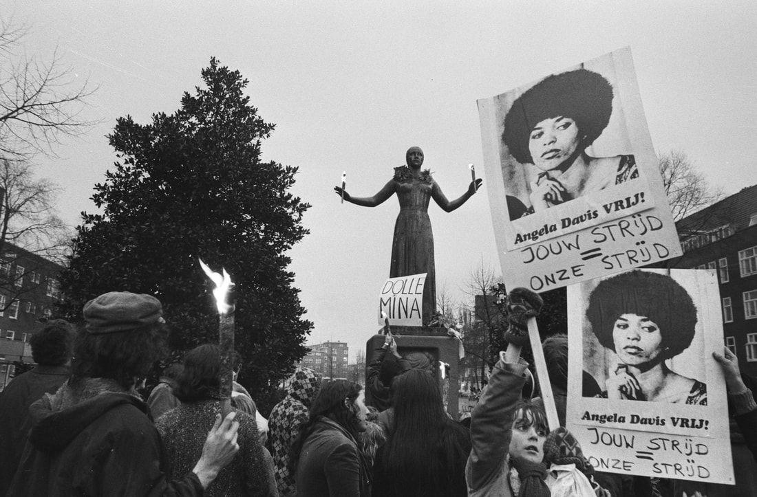 1100x723 13 18 Mei: Angela Davis & Gina Dent Black Archives