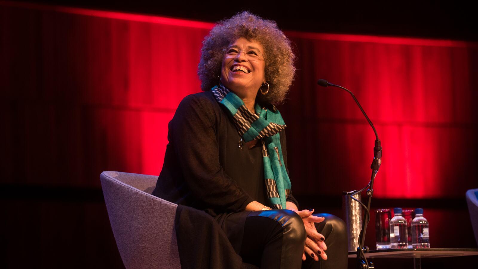 1600x900 Angela Davis: Women, Race And Class In The Post Trump Era