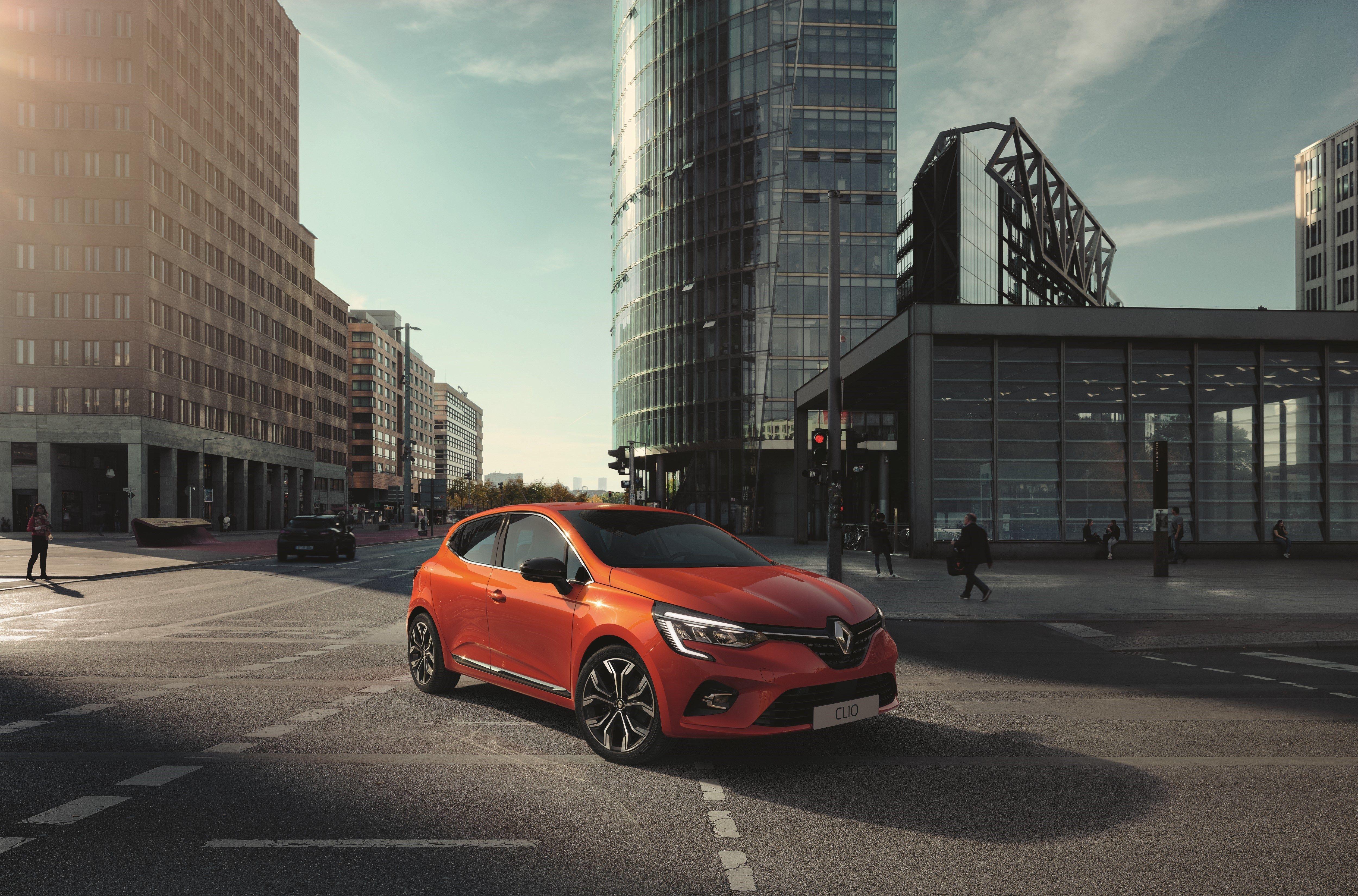 5000x3299 Wallpaper Of The Day: 2019 Renault Clio