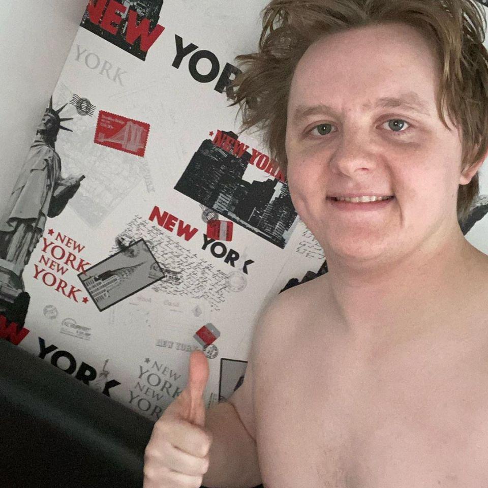960x960 Inside Lewis Capaldi's parents' house where he still lives after hit album and making millions