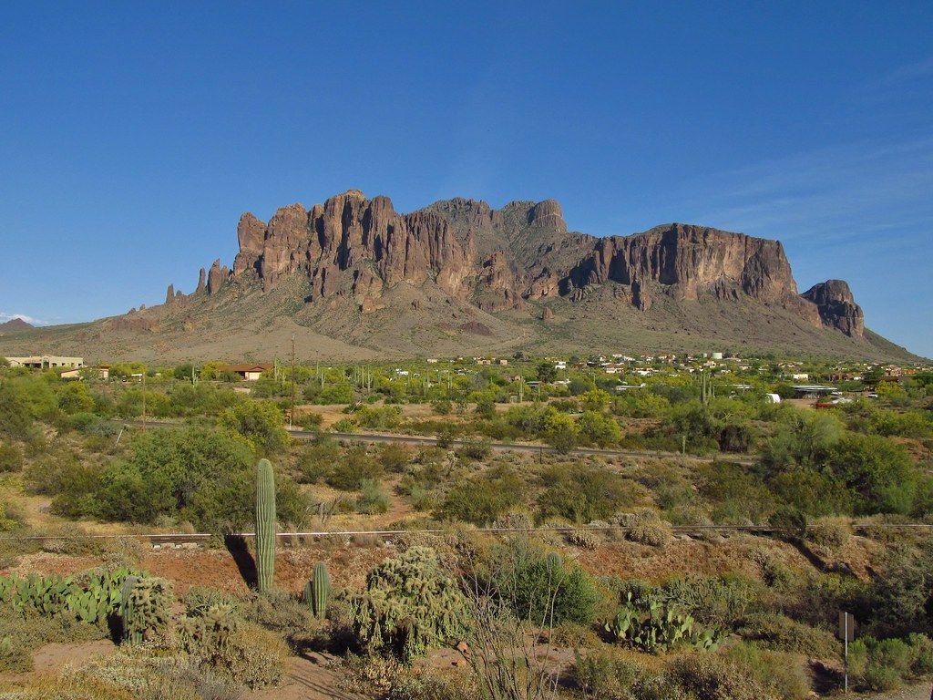 1024x768 Apache Junction, Arizona