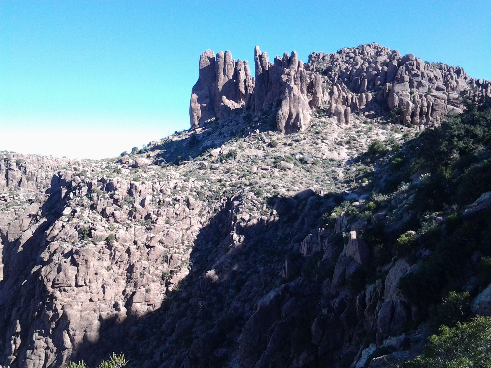 2048x1536 Superstition Mountains
