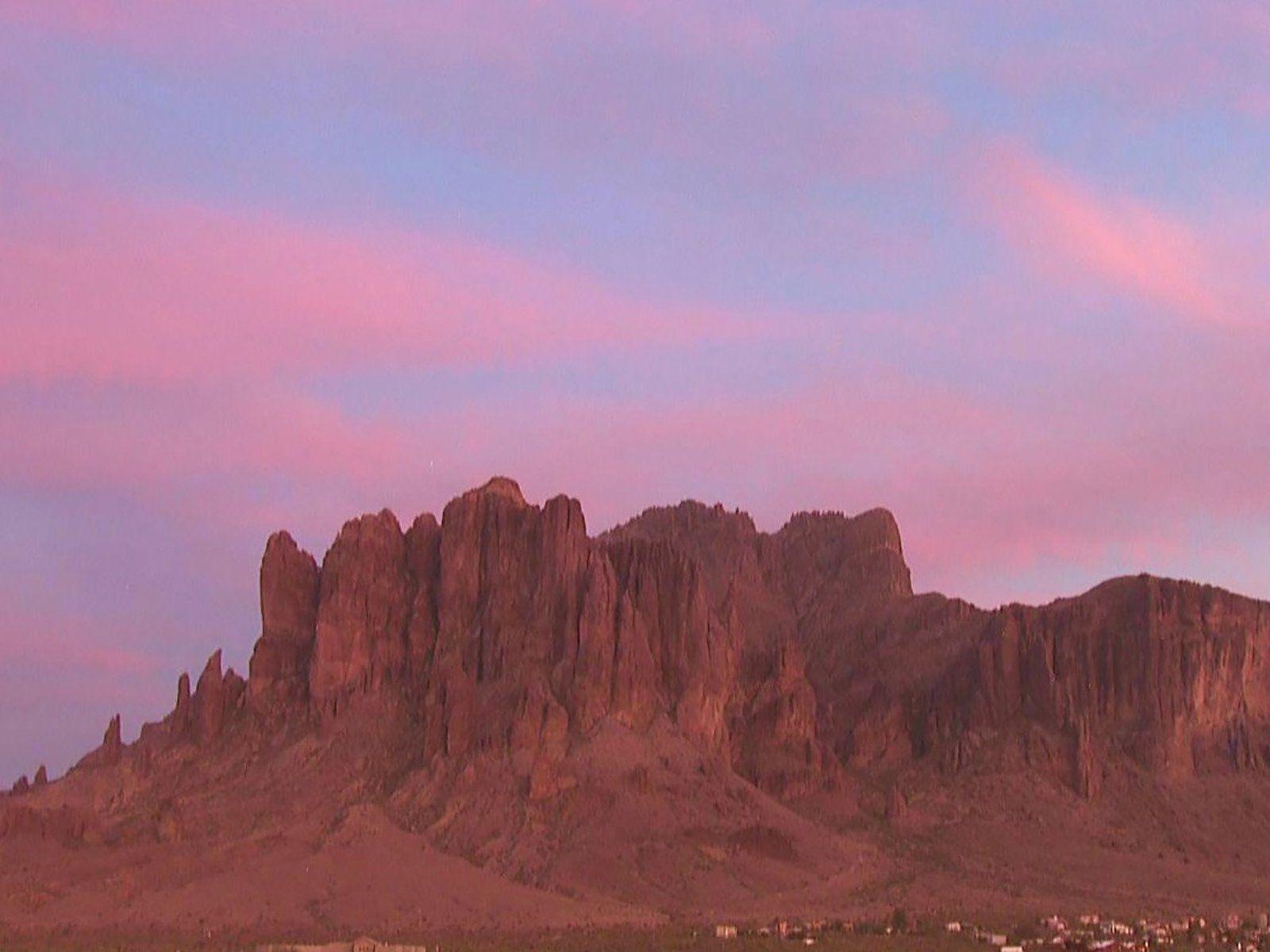 1600x1200 Watch Mysteries of the Superstition Mountains