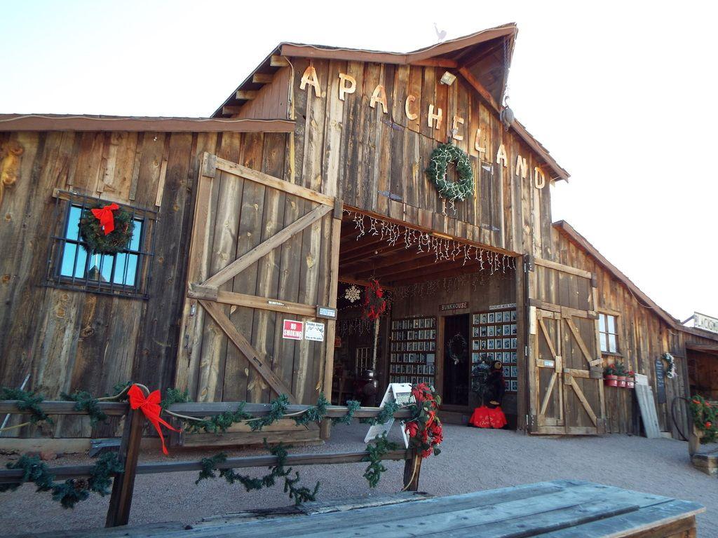 1024x768 Howdy, What's Going On? 12 Things To Do In Apache Junction