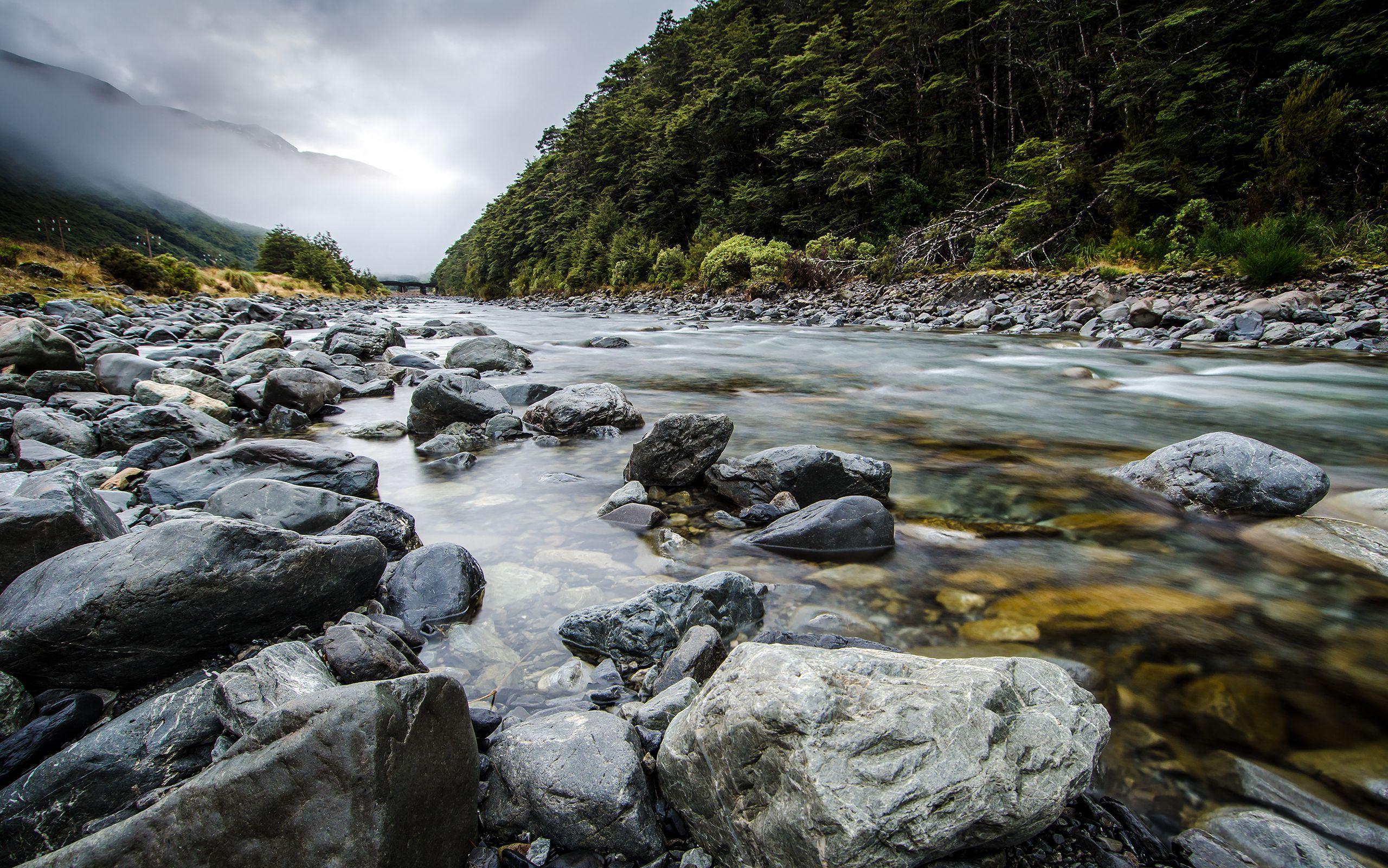 2560x1600 Misty Bealey River By tizzards