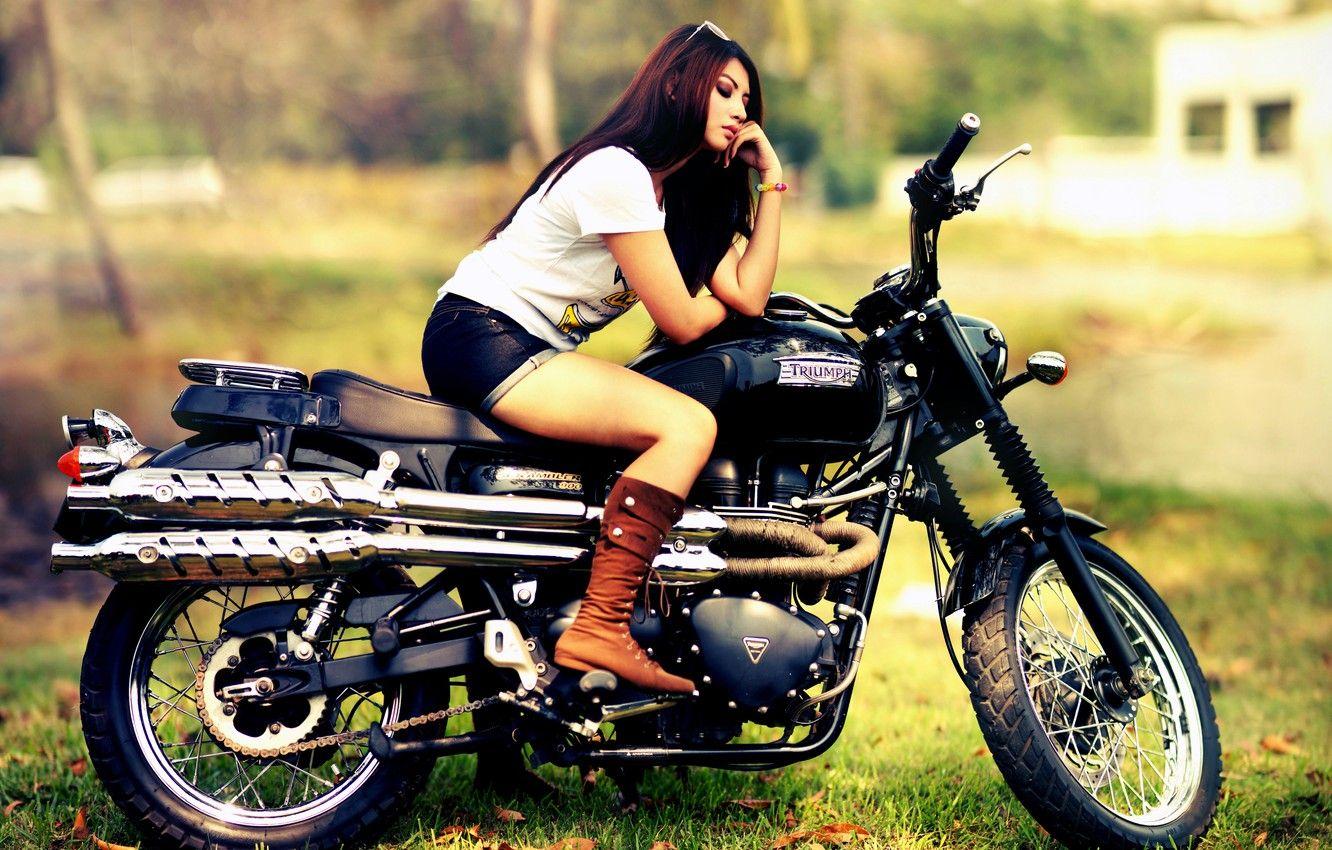 1332x850 Wallpaper shorts, boots, motorcycle, Triumph, Triumph Scrambler Triumph Scrambler image for desktop, section девушки