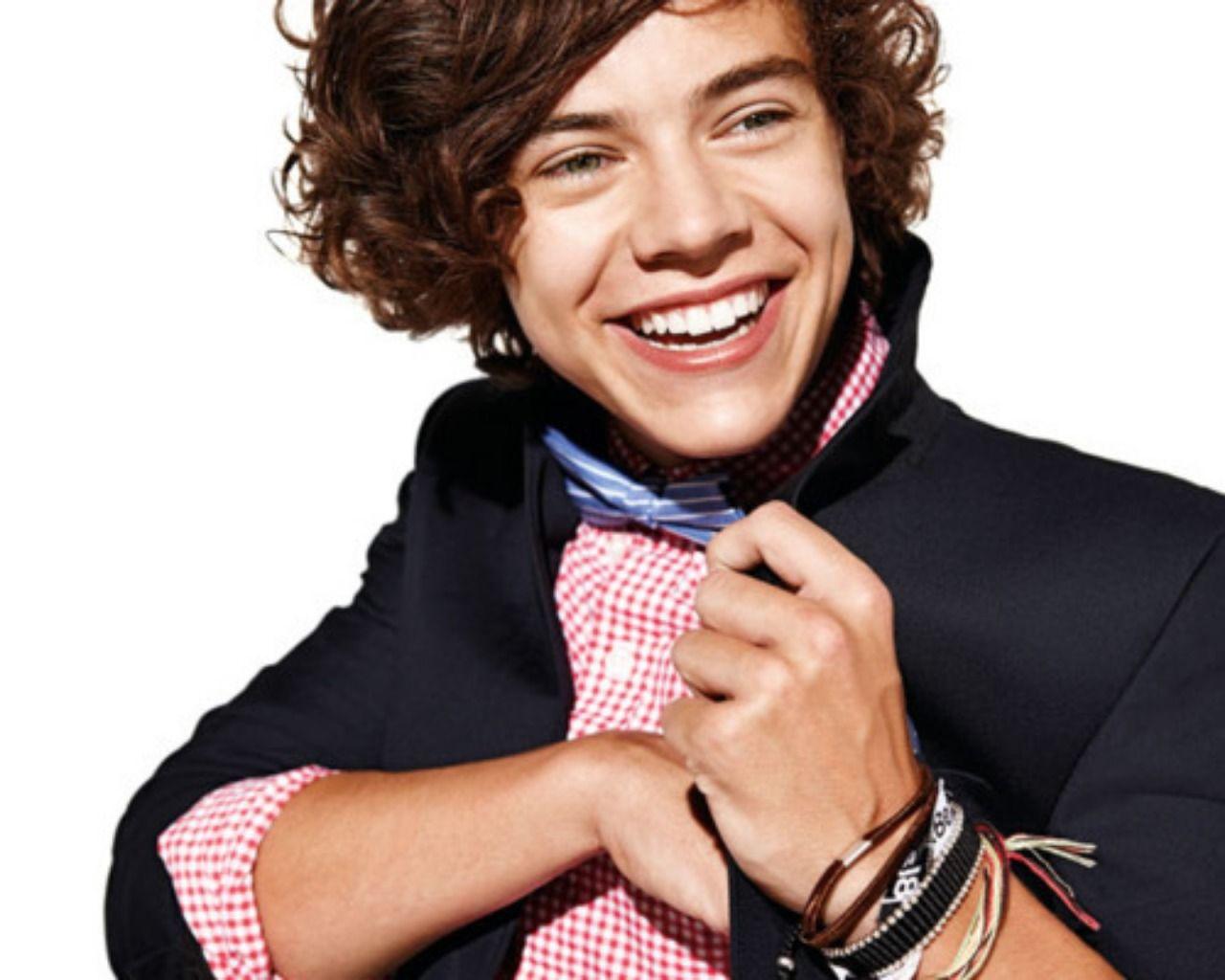 1280x1024 Free download Harry Styles HD Wallpaper 2013 Harry styles 2013 [1280x1024] for your Desktop, Mobile & Tablet. Explore Style Wallpaper. Wallpaper Black And White, Wallpaper for Walls, New Wall Wallpaper