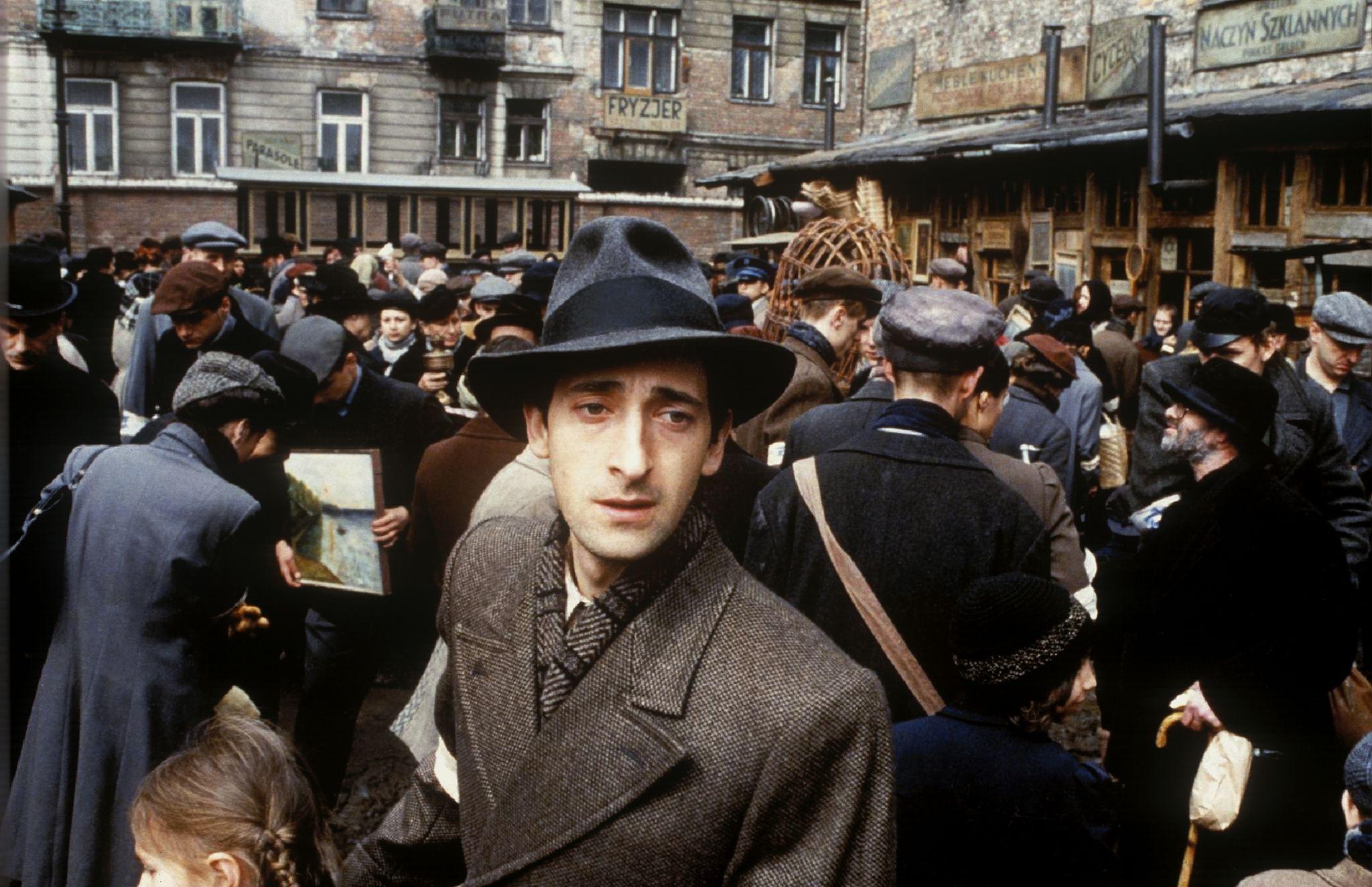 2048x1325 The Pianist (2002)