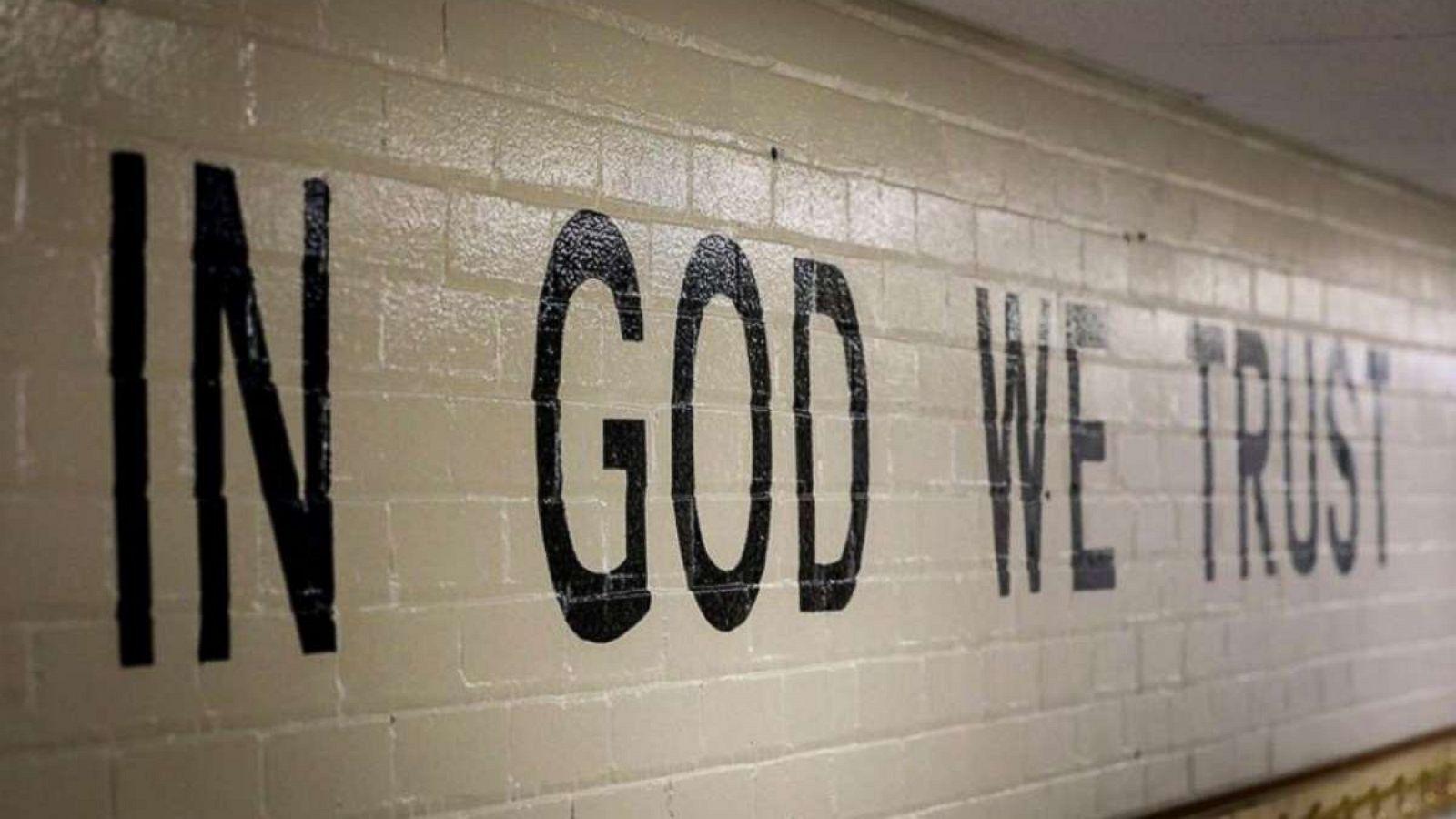 1600x900 South Dakota public schools now required to display 'In God We Trust' on walls