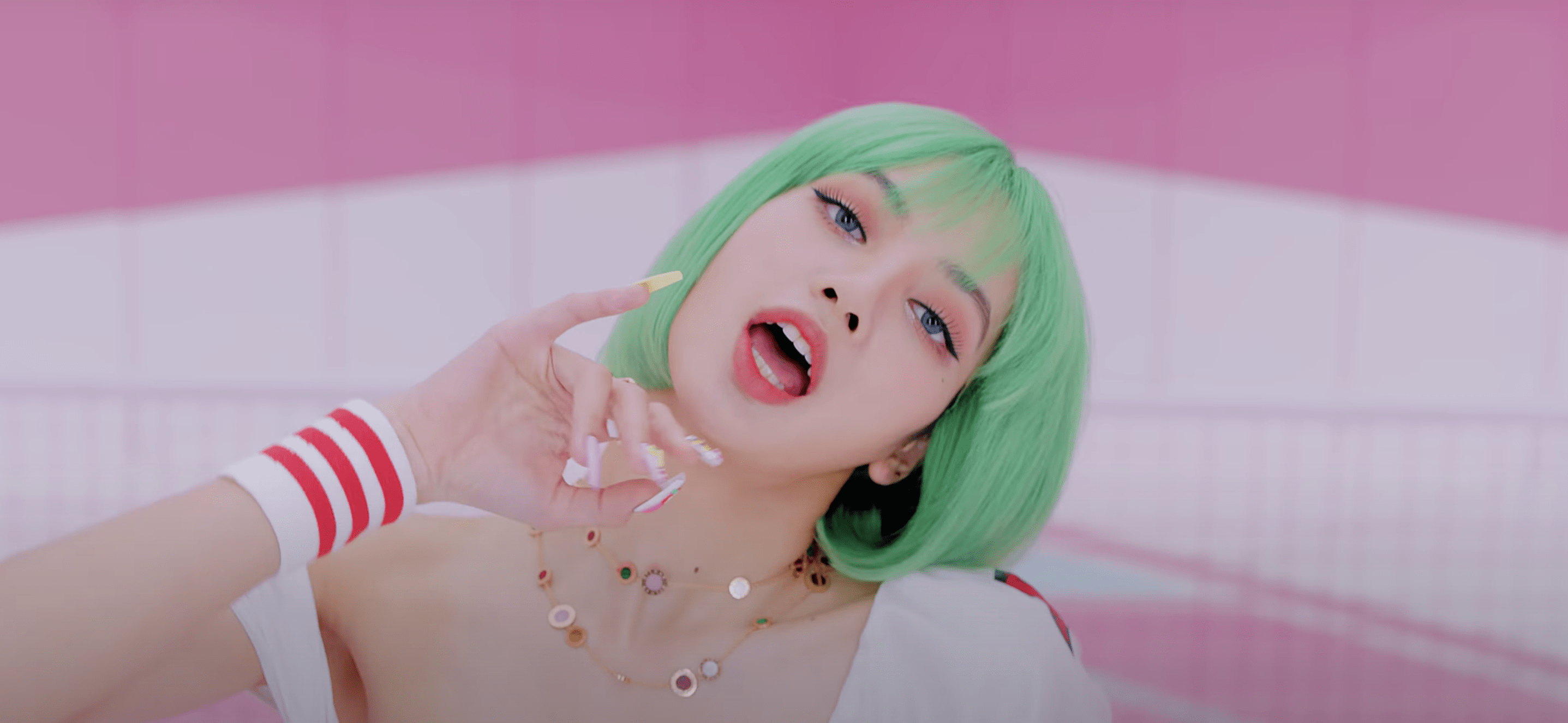2874x1326 Blackpink & Selena Gomez 'Ice Cream' Video: See Every Hair, Makeup & Nail Look