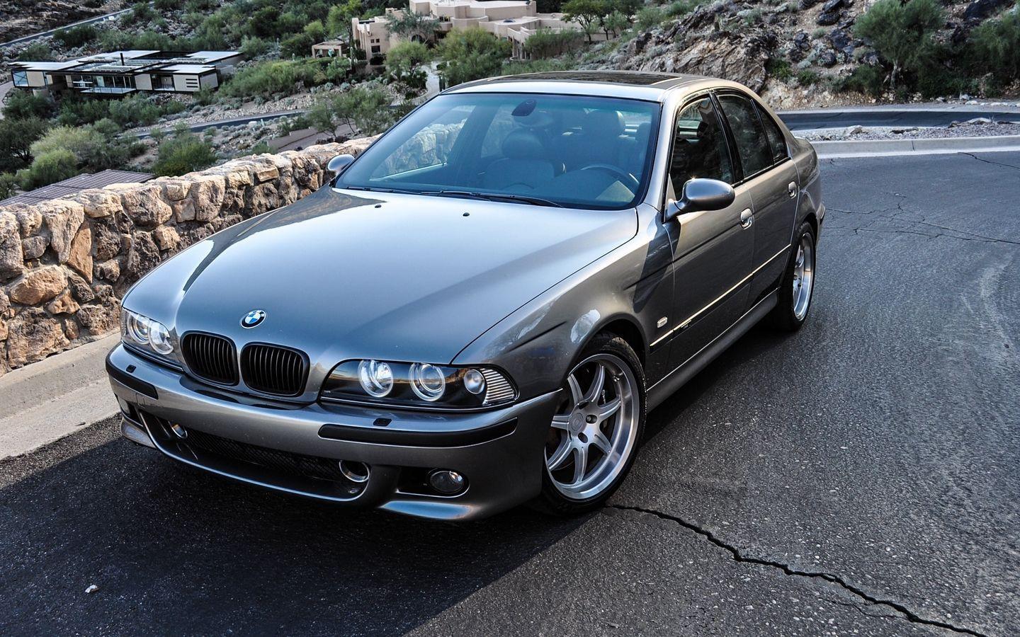 1440x900 Download wallpaper 1440x900 bmw, m e silver, side view widescreen 16:10 HD background