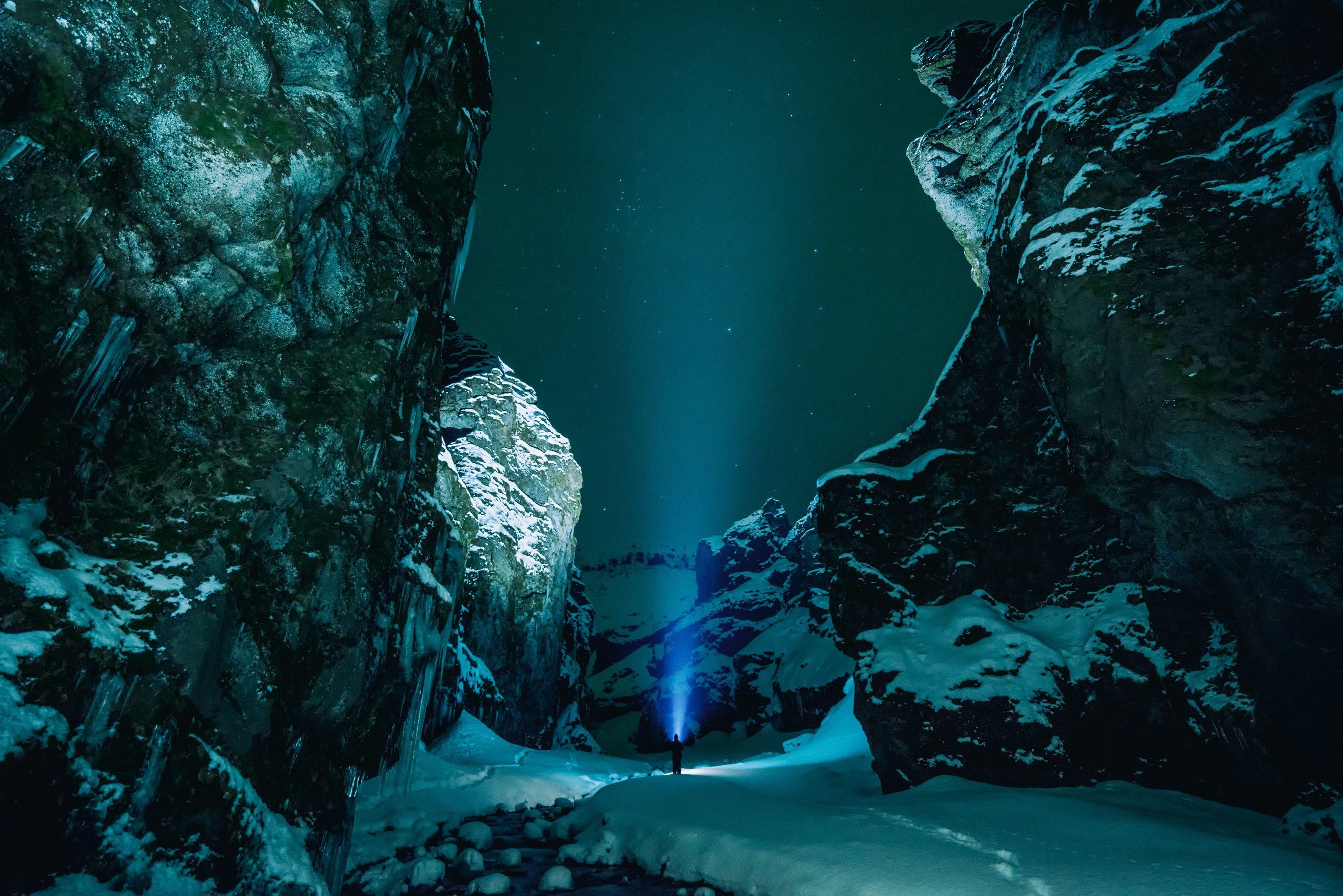 2944x1965 photography, Nature, Iceland, Night, Lights, Flashlight Wallpaper HD / Desktop and Mobile Background