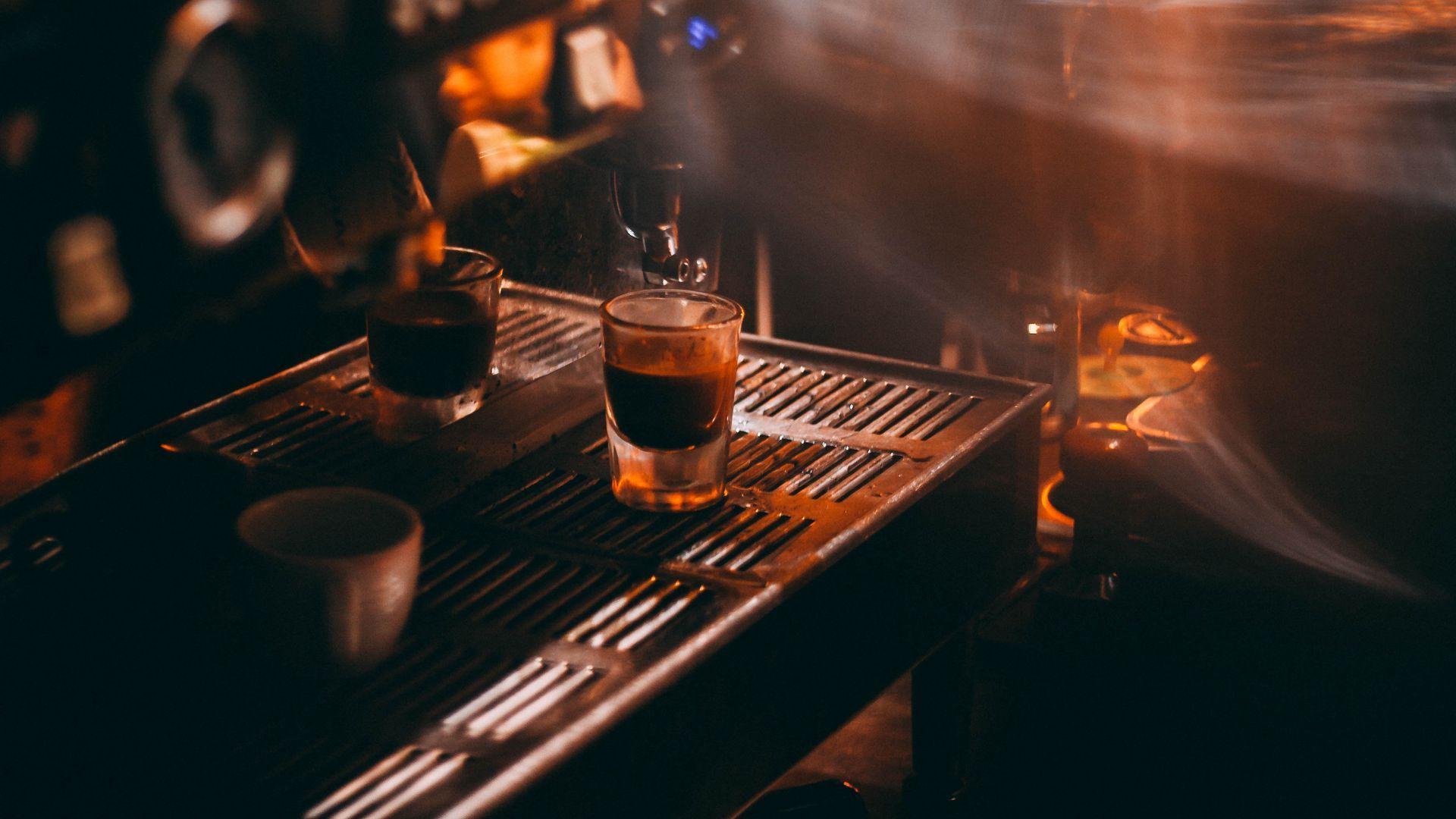 1920x1080 Download wallpaper 1920x1080 coffeehouse, coffee, coffee maker, dark, blur full hd, hdtv, fhd, 1080p HD background