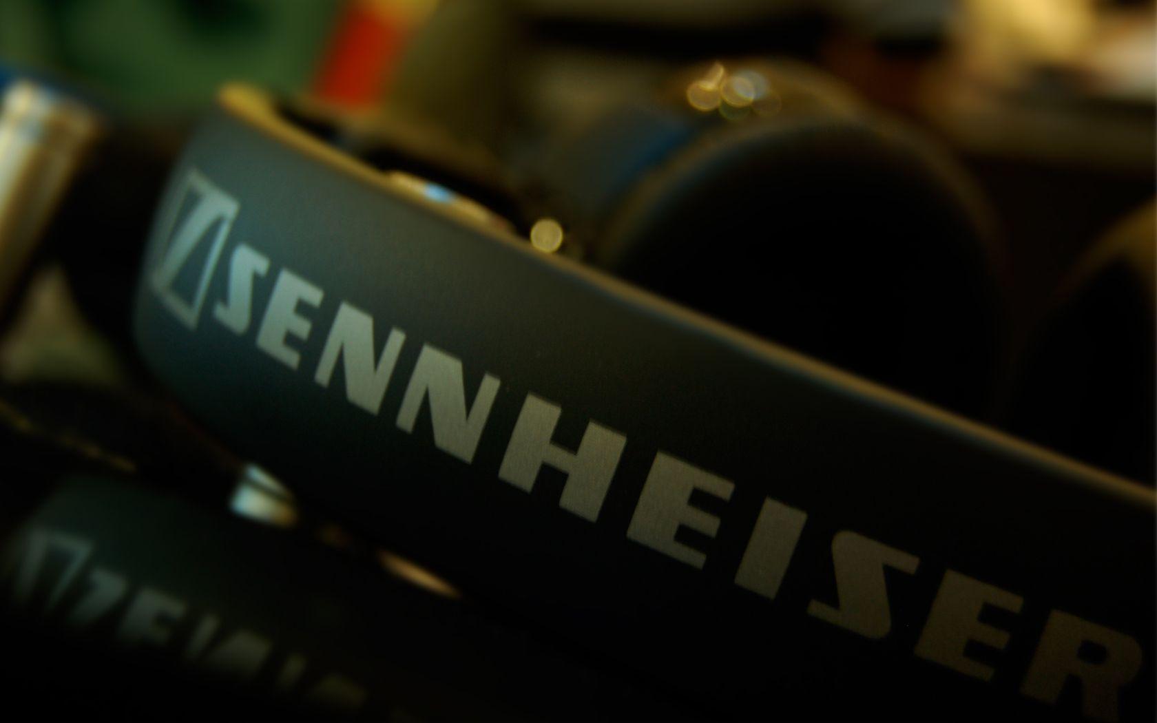1680x1050 Sennheiser Wallpaper