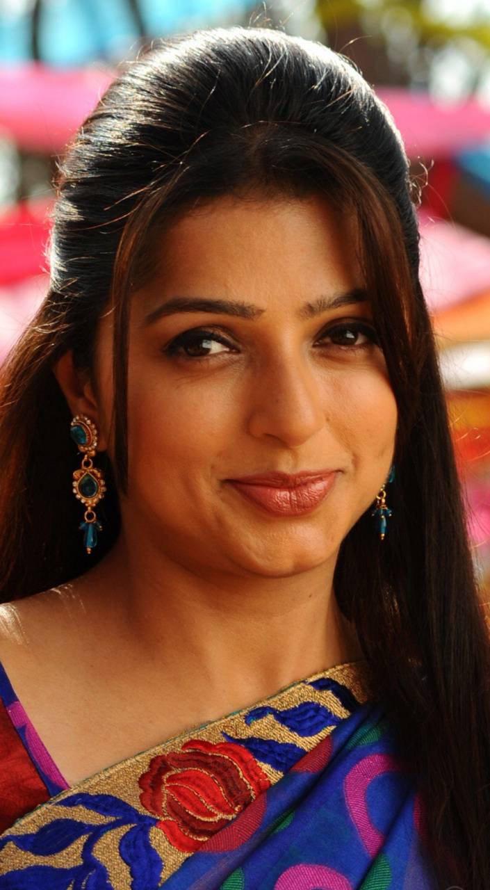 705x1280 Bhumika chawla wallpaper