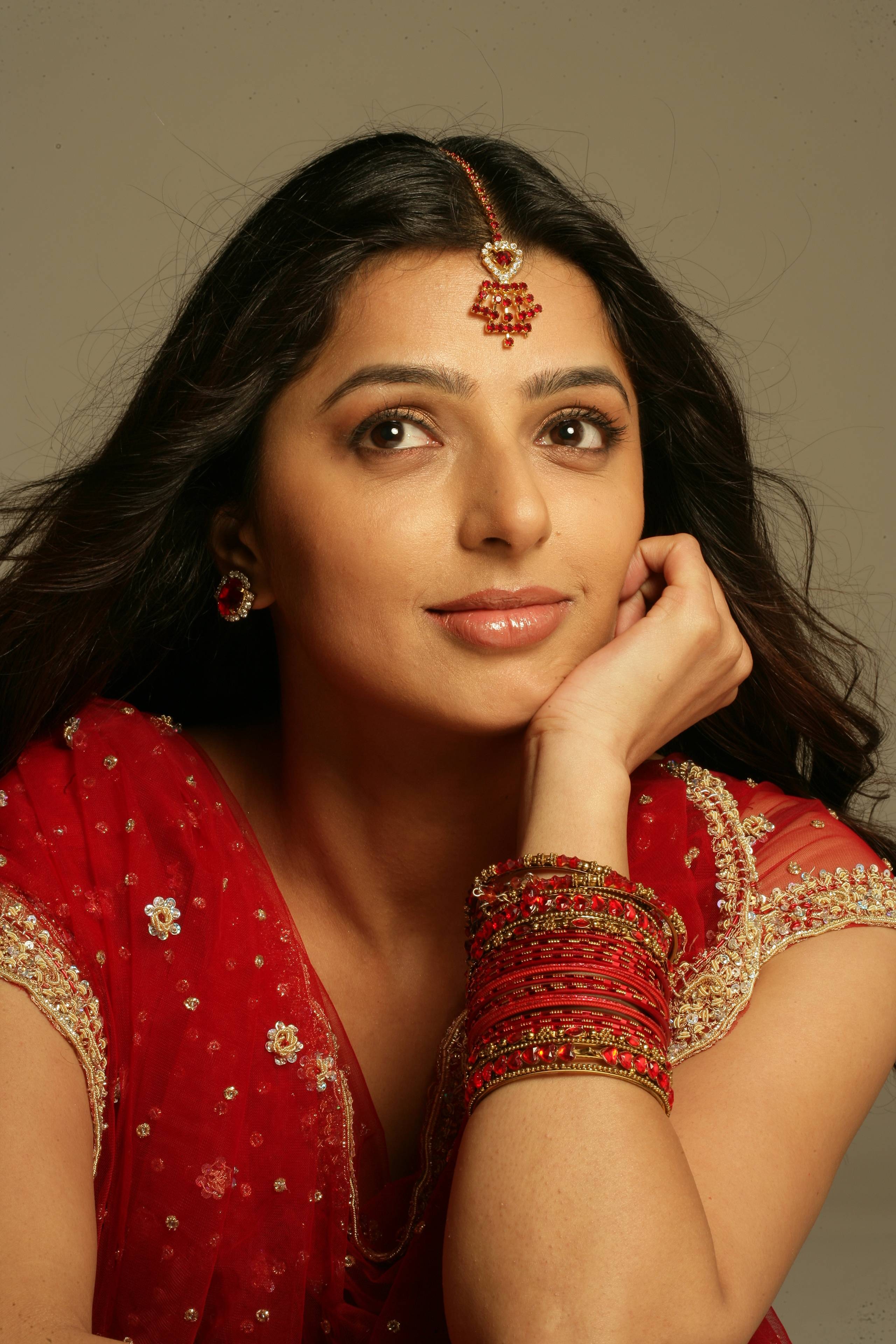 2560x3840 Bhumika Chawla Age