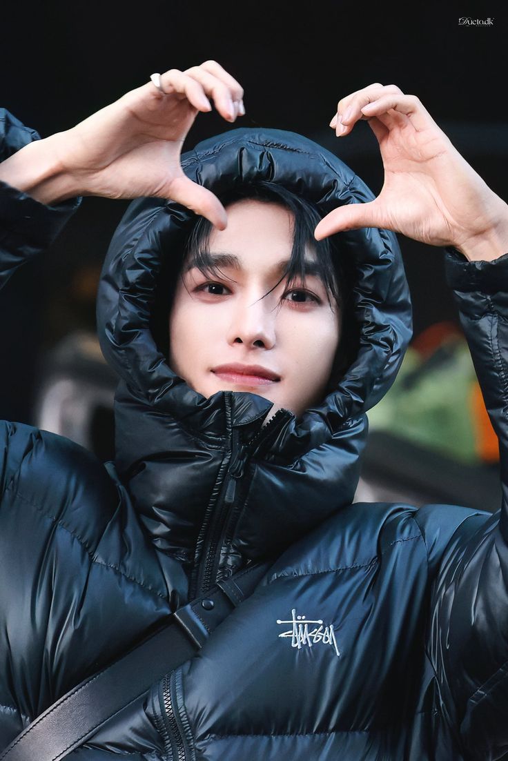 736x1103 Seventeen. Seventeen kpop, Seventeen, Seventeen lee seokmin