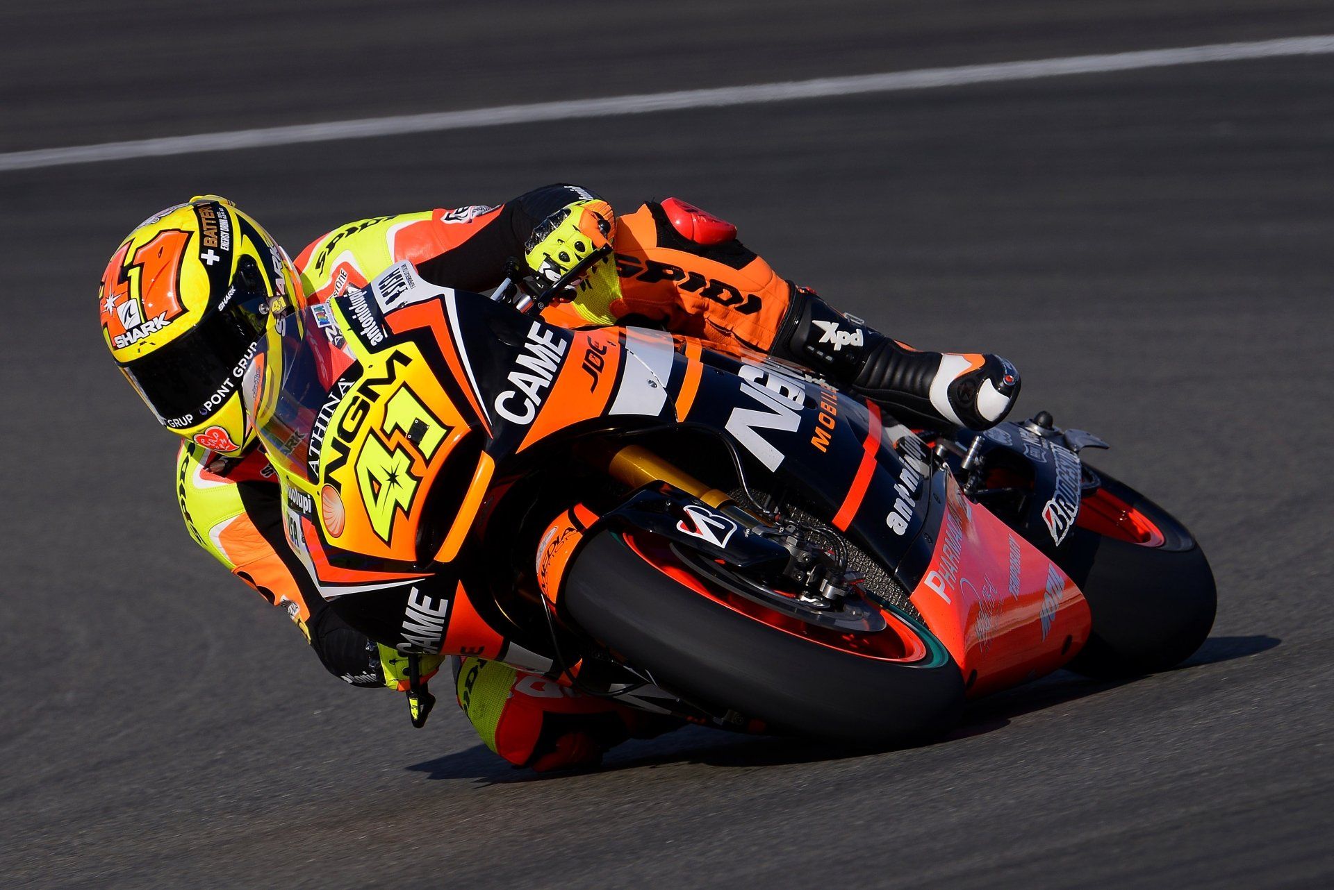 1920x1282 4K Ultra HD Close Up: High Speed Motorcycle Racing Thrill By WinnerMotorsx2670