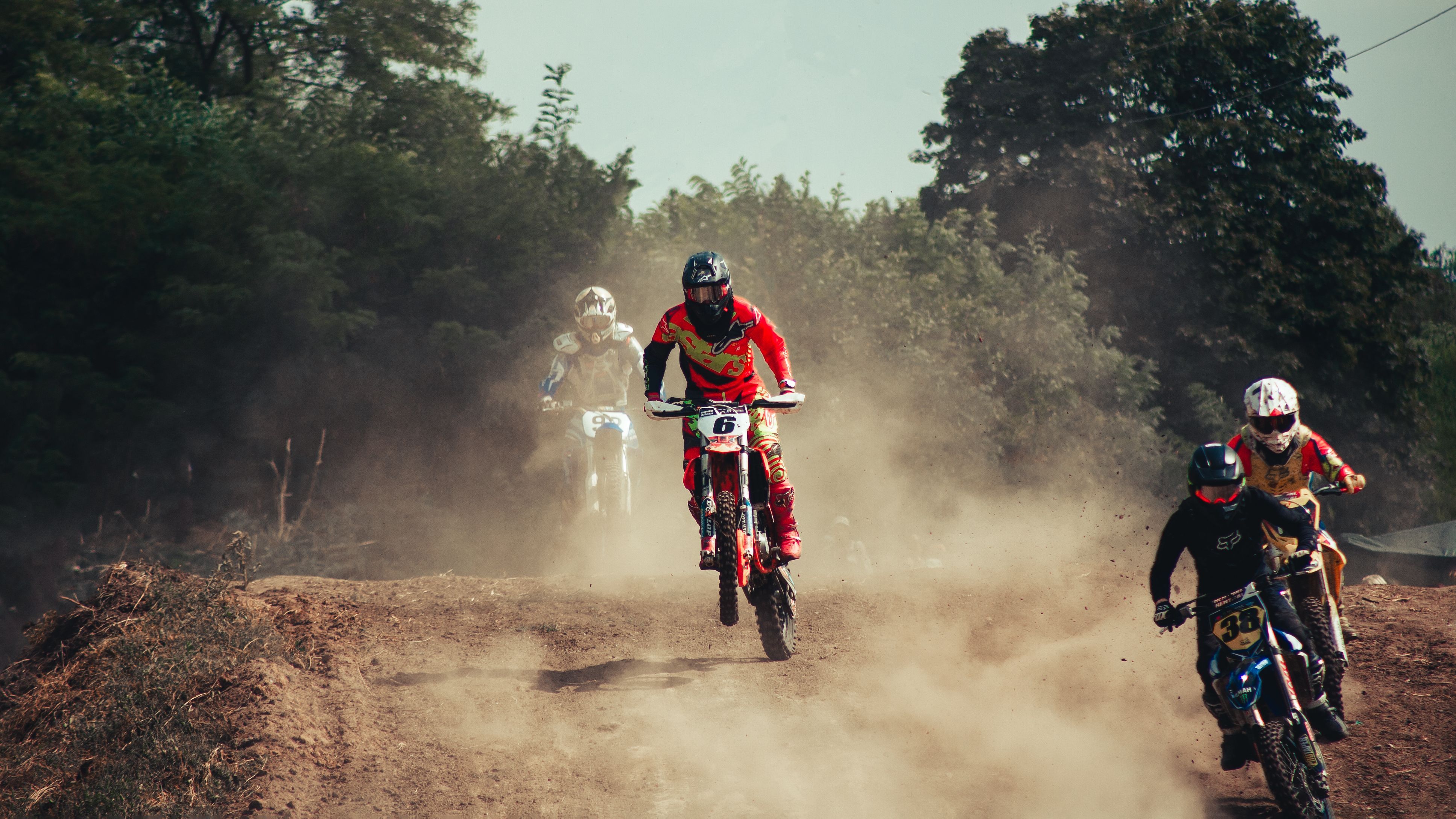 3870x2177 Bike Racing Photo, Download The BEST Free Bike Racing & HD Image
