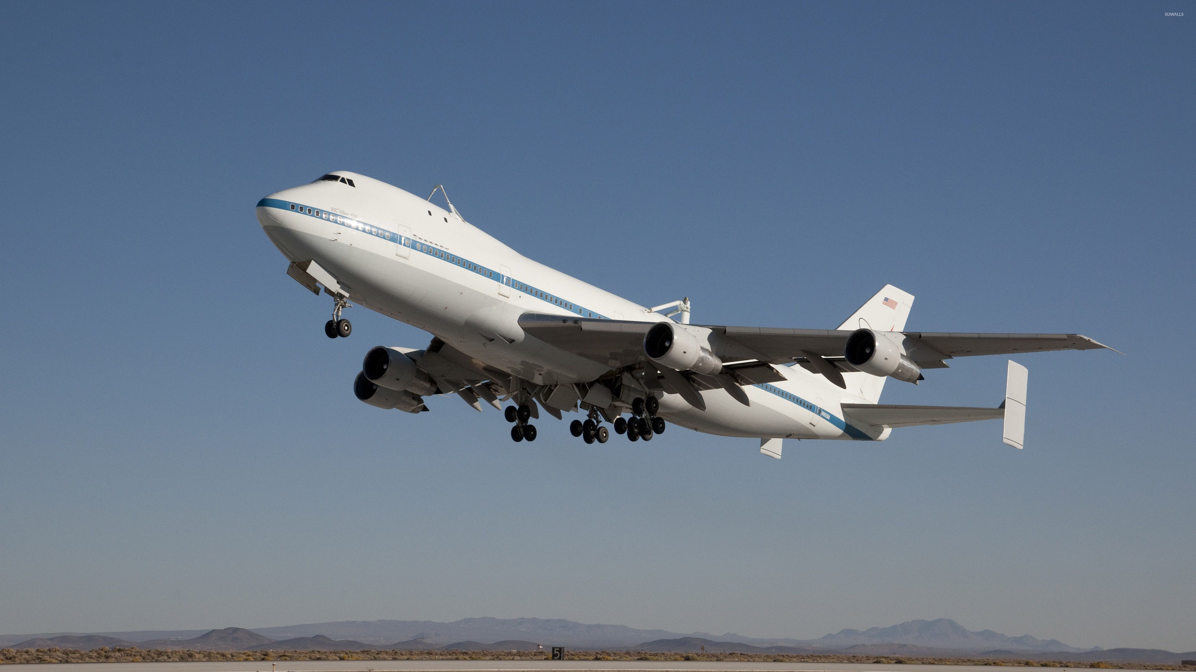 3840x2160 Boeing 747 taking off wallpaper wallpaper