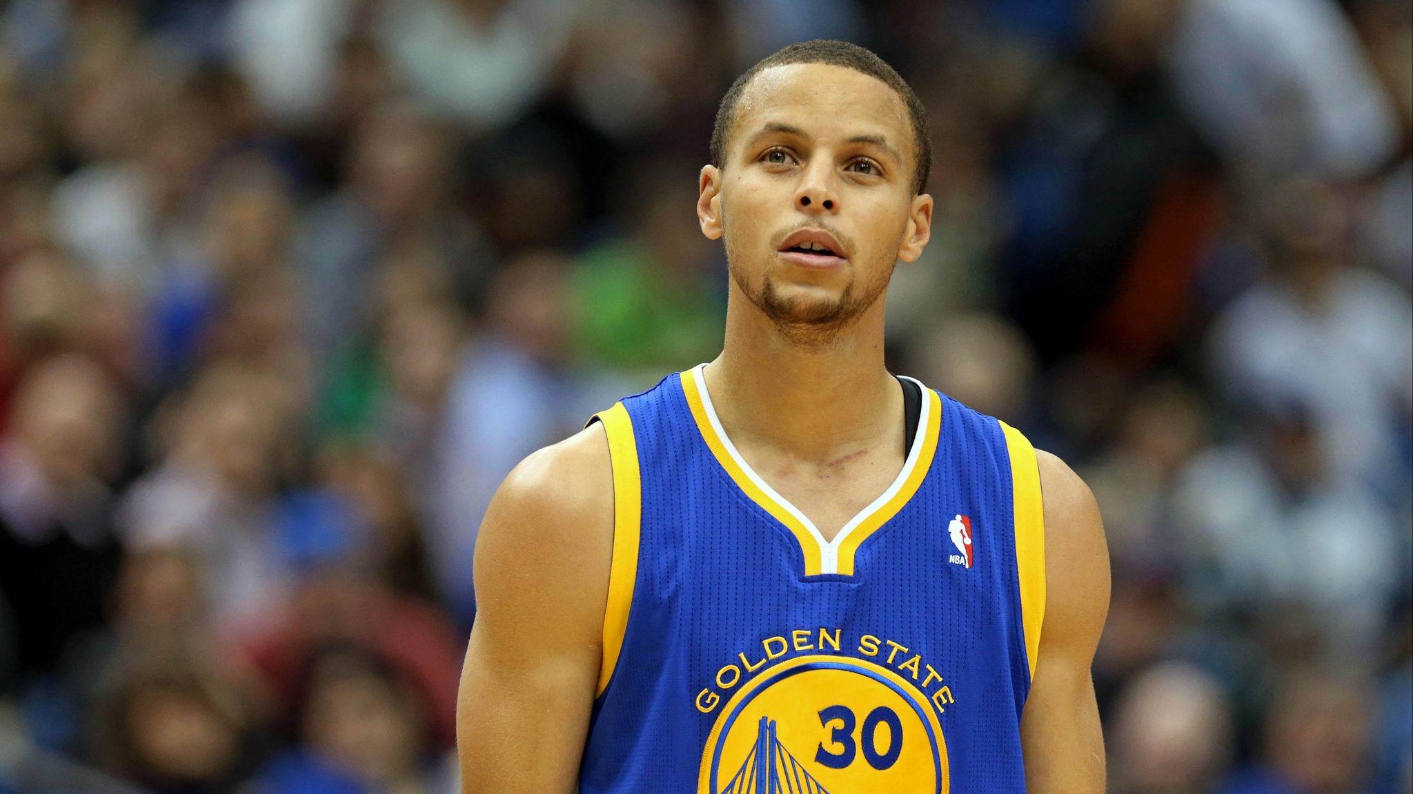 2048x1152 Download wallpaper 2048x1152 stephen curry, basketball, golden state