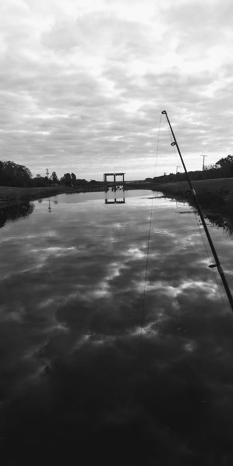 800x1600 Monochrome Fishing, fish, black and white, lake, pole, yacht, lonely, ocean, HD phone wallpaper