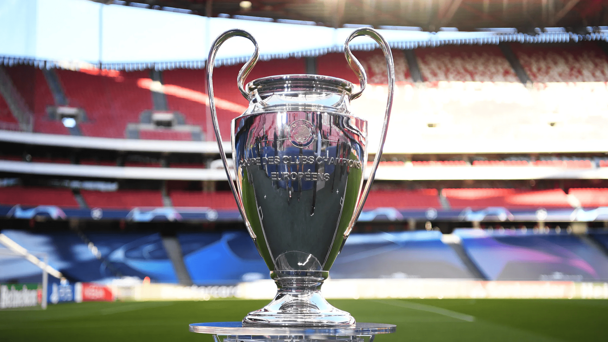 2048x1152 UEFA Champions League Trophy HD Wallpaperx1152
