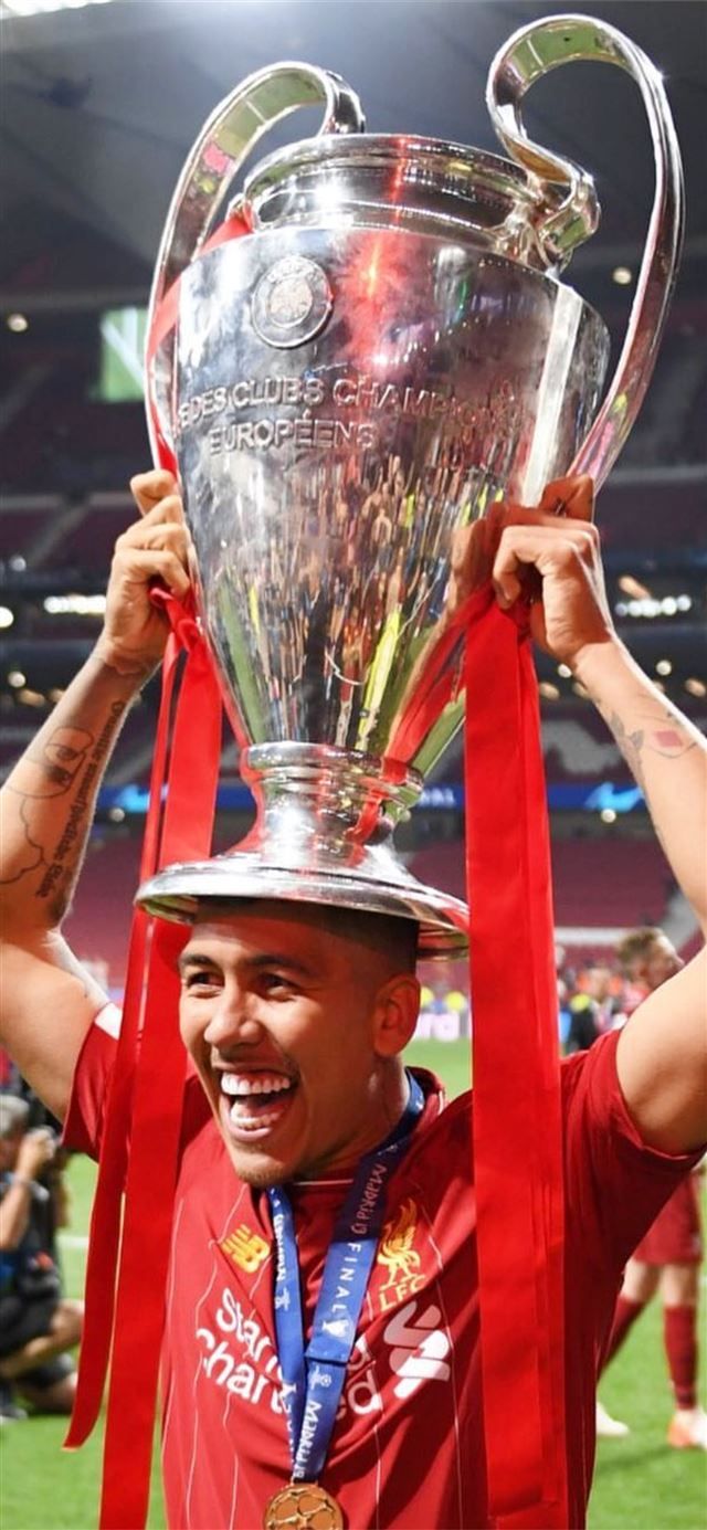 640x1385 Roberto Firmino Champions League Trophy HD iPhone X Wallpaper Free Download