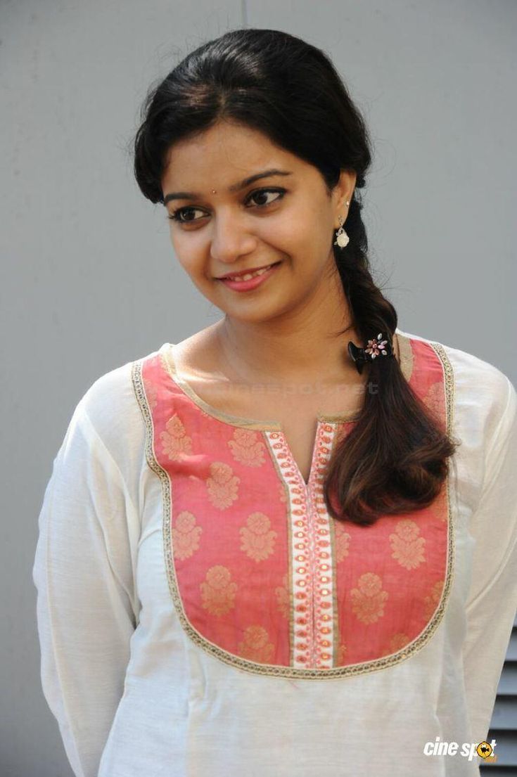 735x1105 Swathi Reddy Wallpaper
